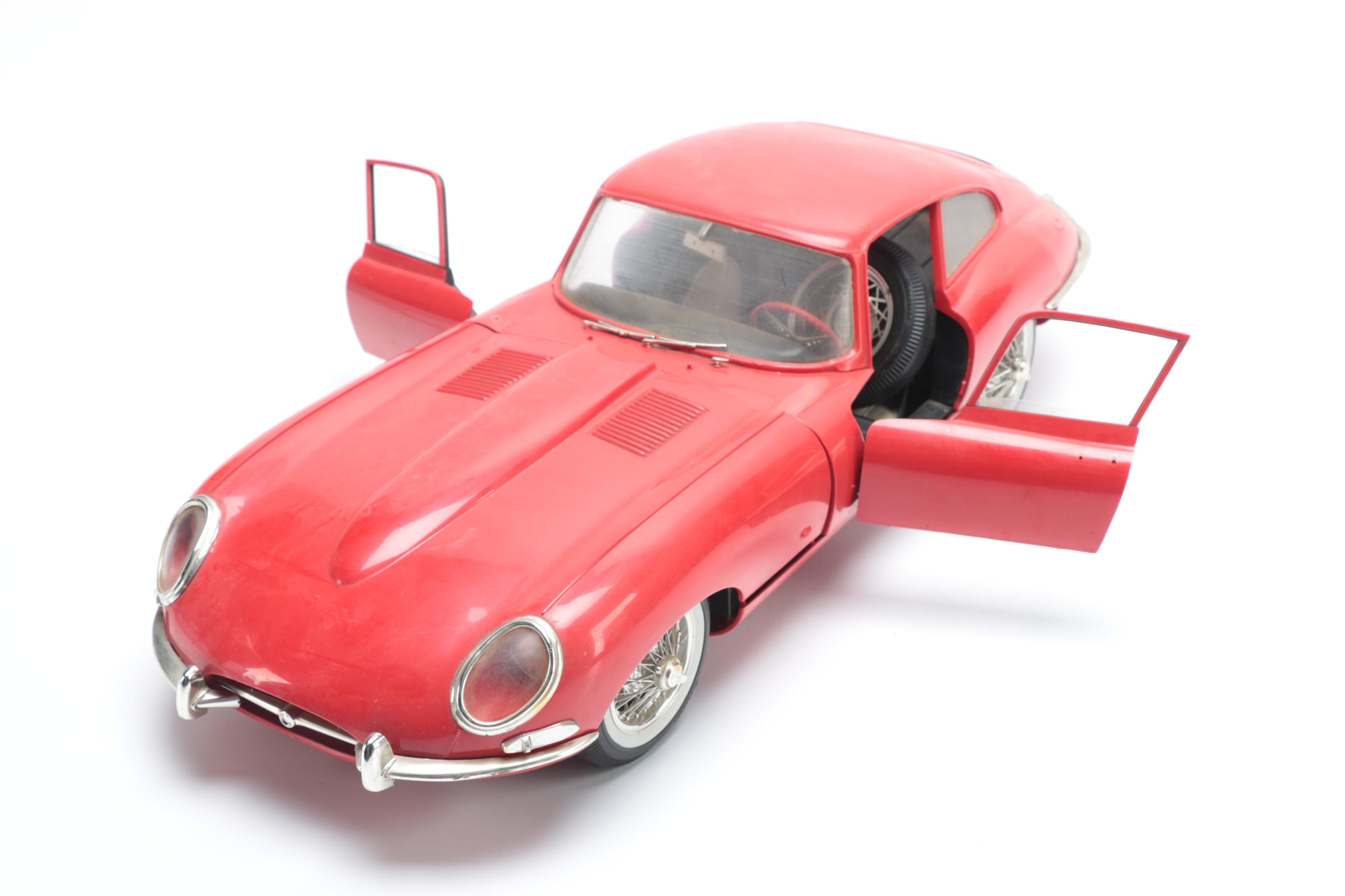 18 Scale 1964 Jaguar XKE Model EBTH
