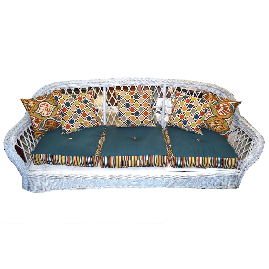 Outdoor White Wicker Sofa | EBTH