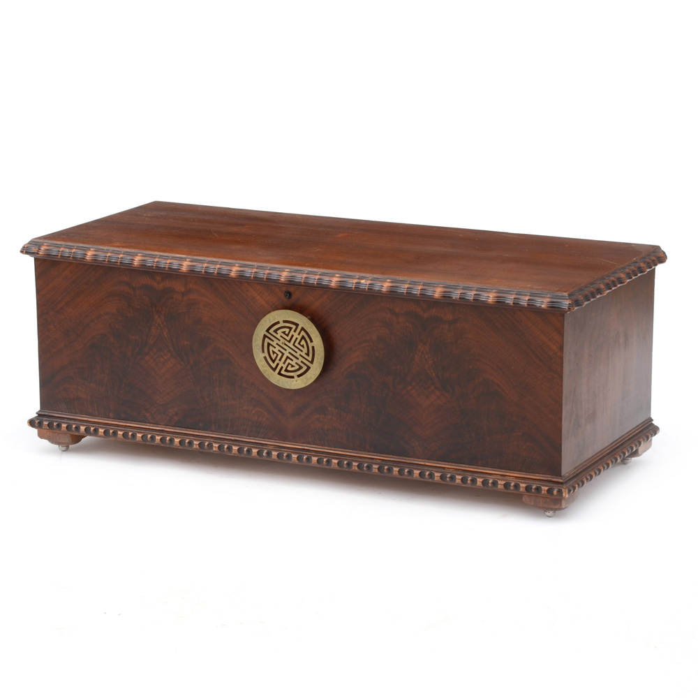 Dillingham Cedar Chest EBTH