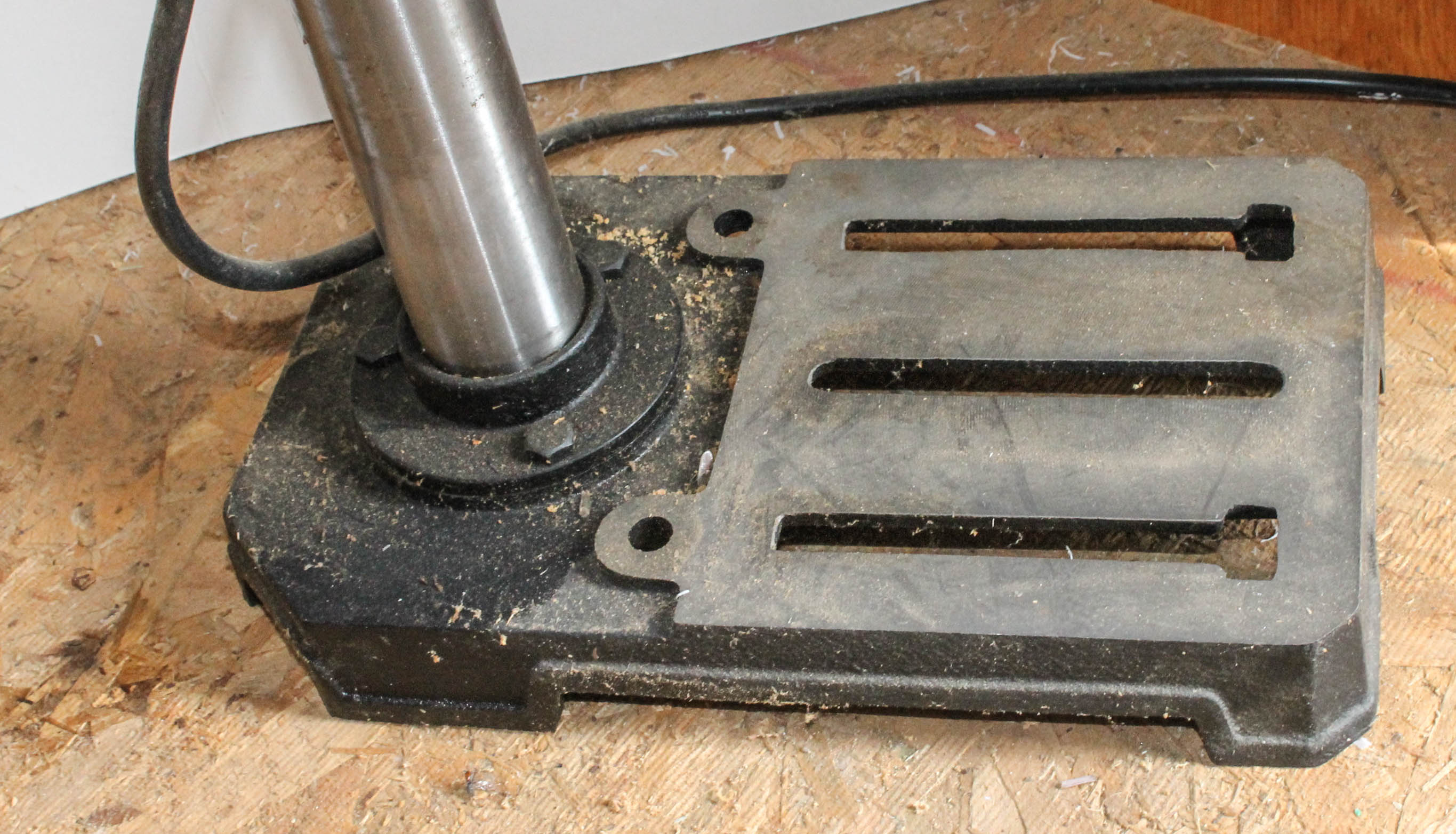 Craftsman 2/3 HP Drill Press with Laser Trac EBTH