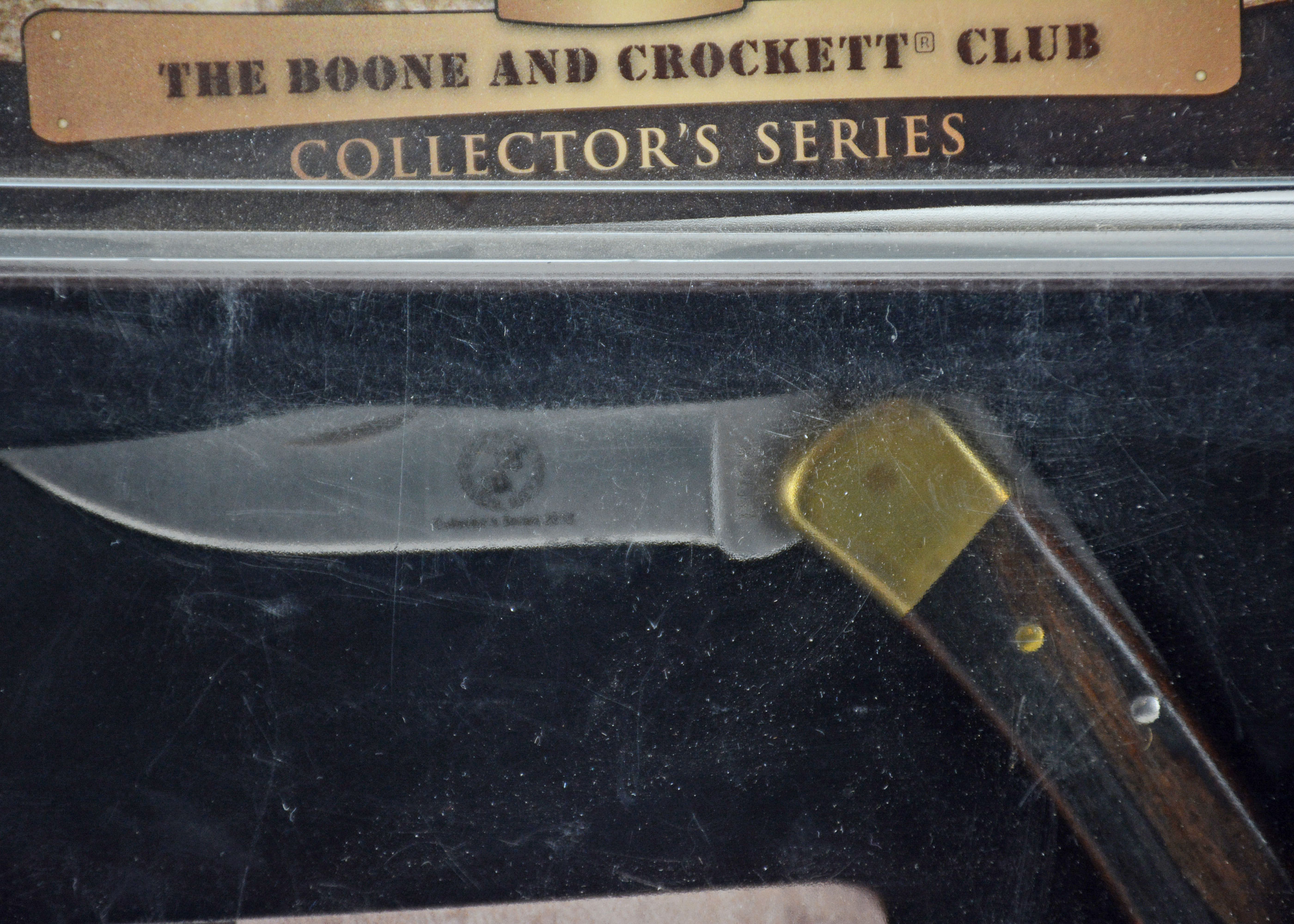Buck Knife Collector's Series Boone and Crockett Club 110 Folding