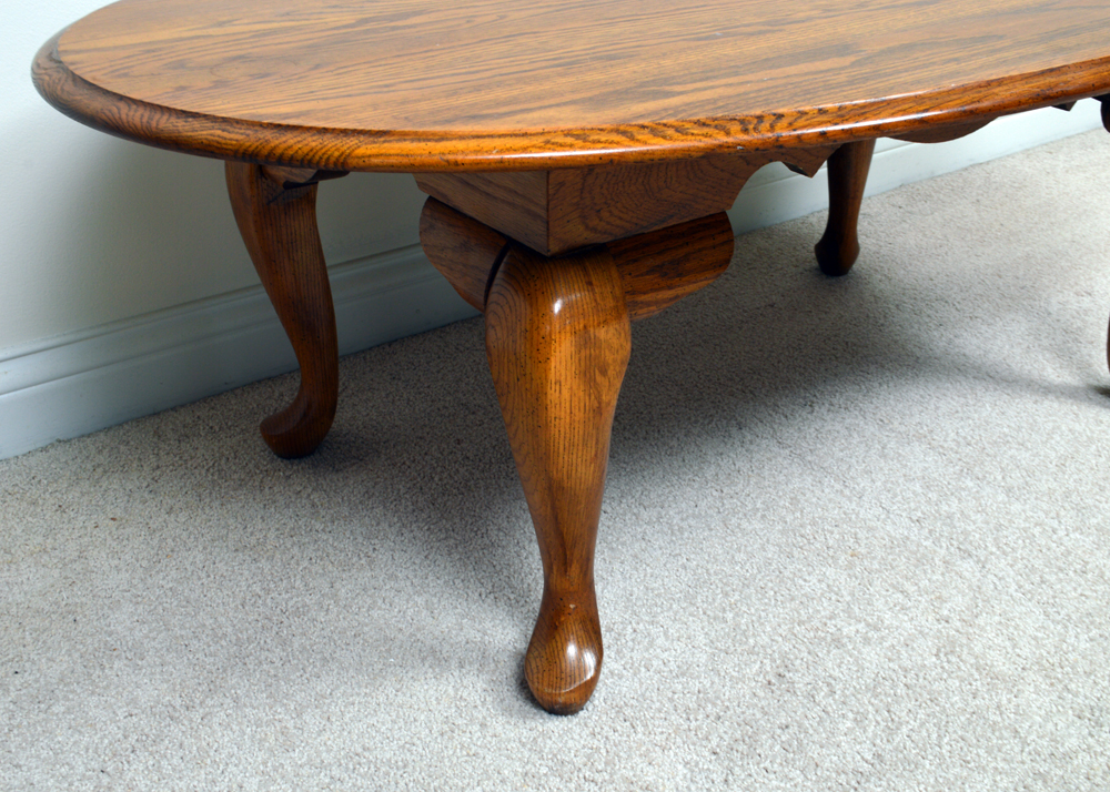 Queen Anne Style Oval Oak Coffee Table EBTH