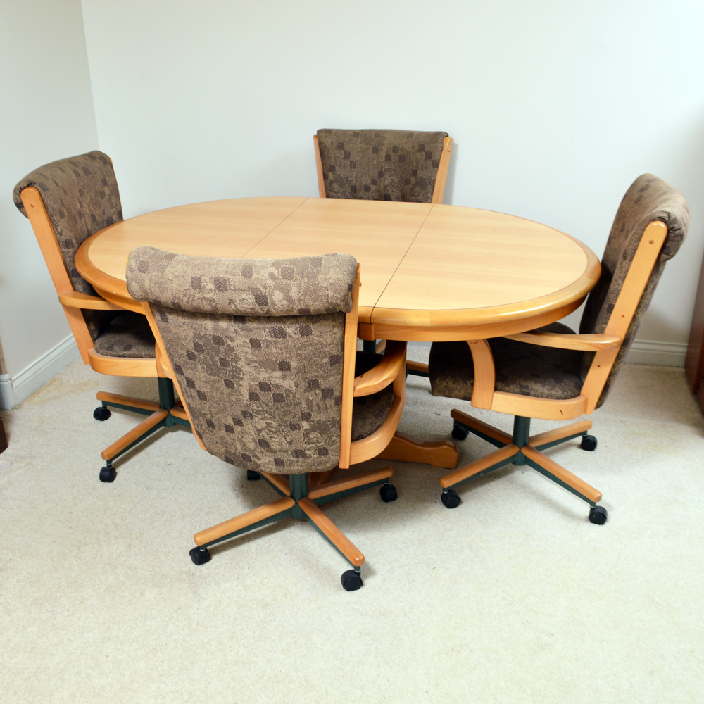 Oak Set With Casters EBTH