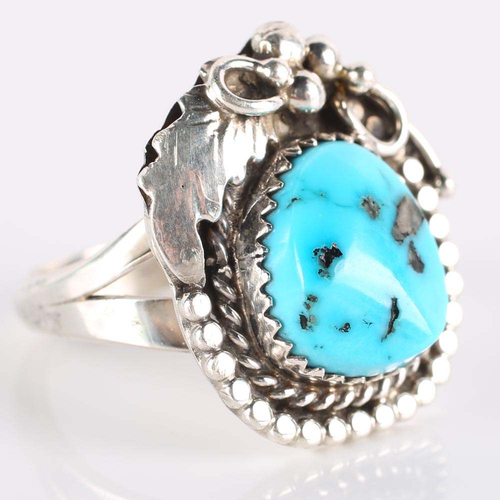 Running Bear Shop Sterling Silver and Turquoise Accent Ring EBTH
