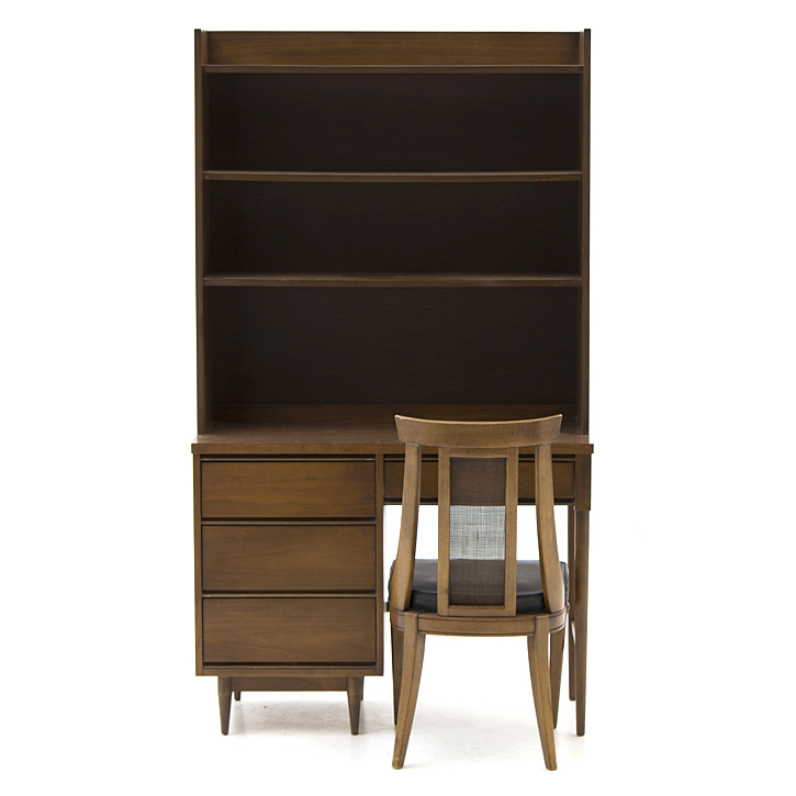 Mid Century Modern Pacemaker Desk By Broyhill With Chair Ebth