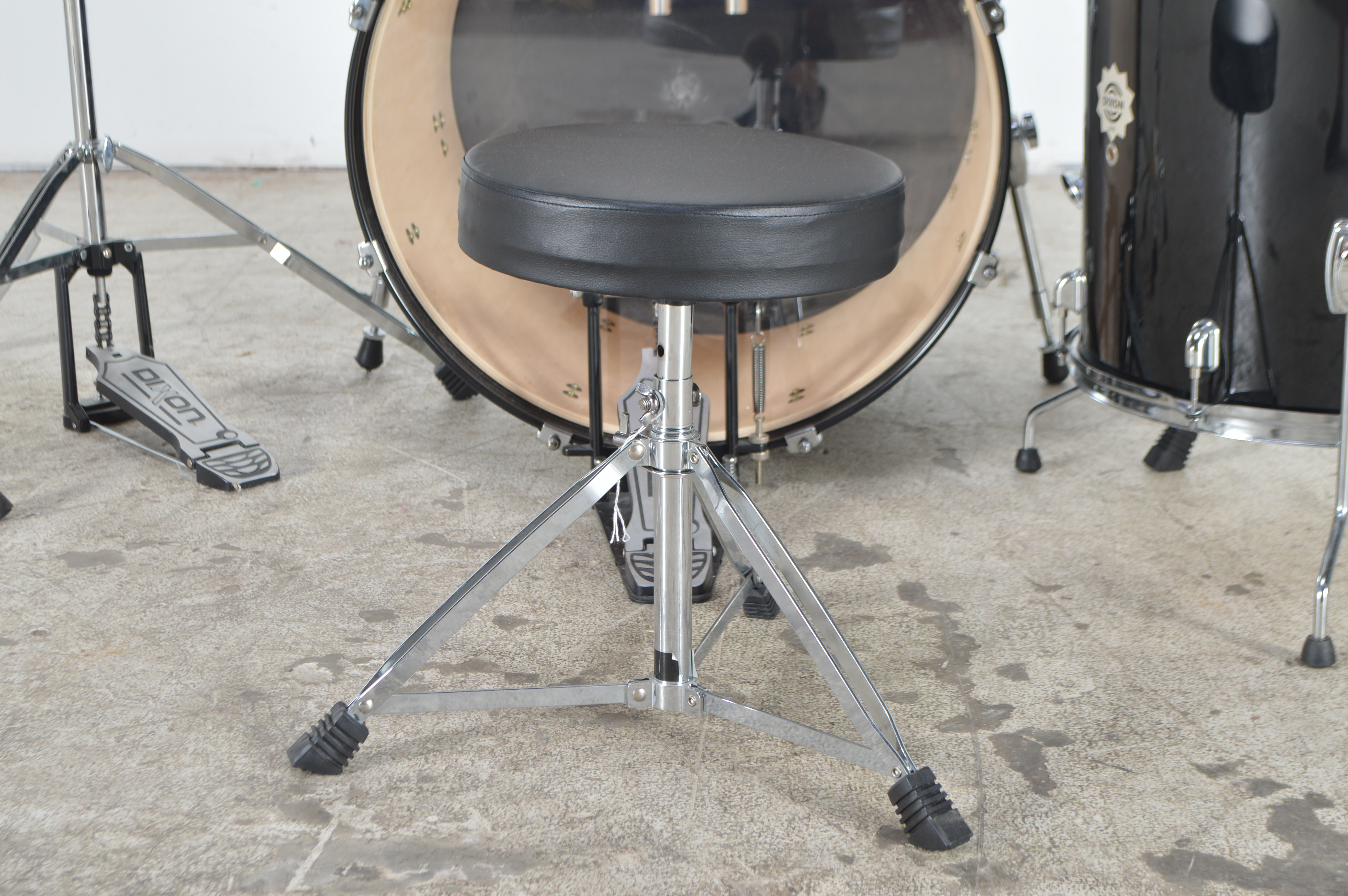 Dixon Chaos Model Drum Kit EBTH