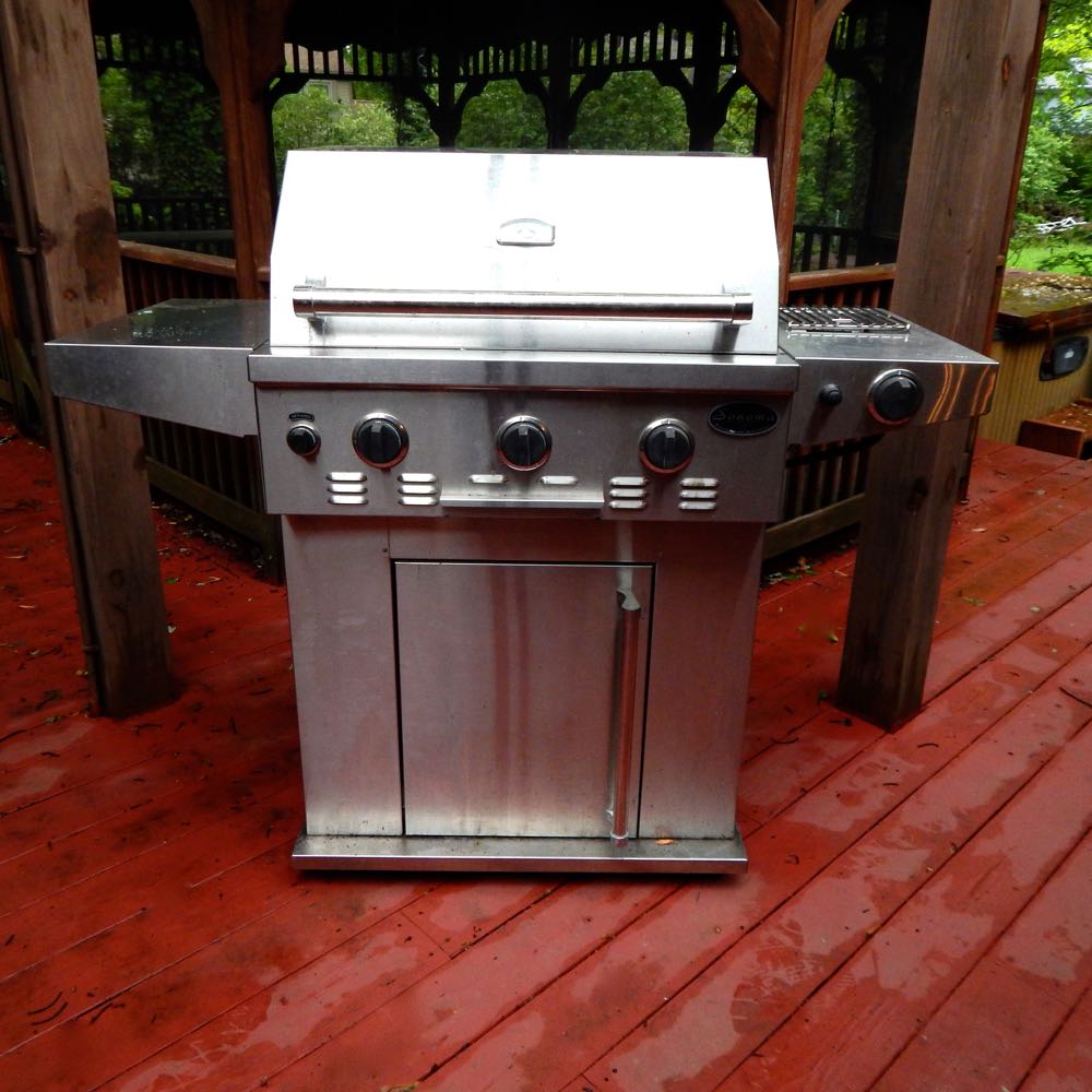Sonoma Platinum Edition Stainless Steel Gas Grill EBTH