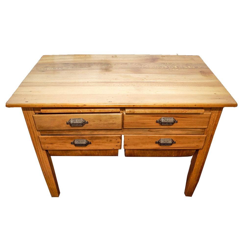 Vintage Possum Belly Baker S Table