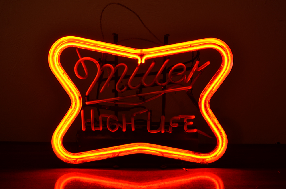 Vintage Miller High Life Neon Beer Sign EBTH