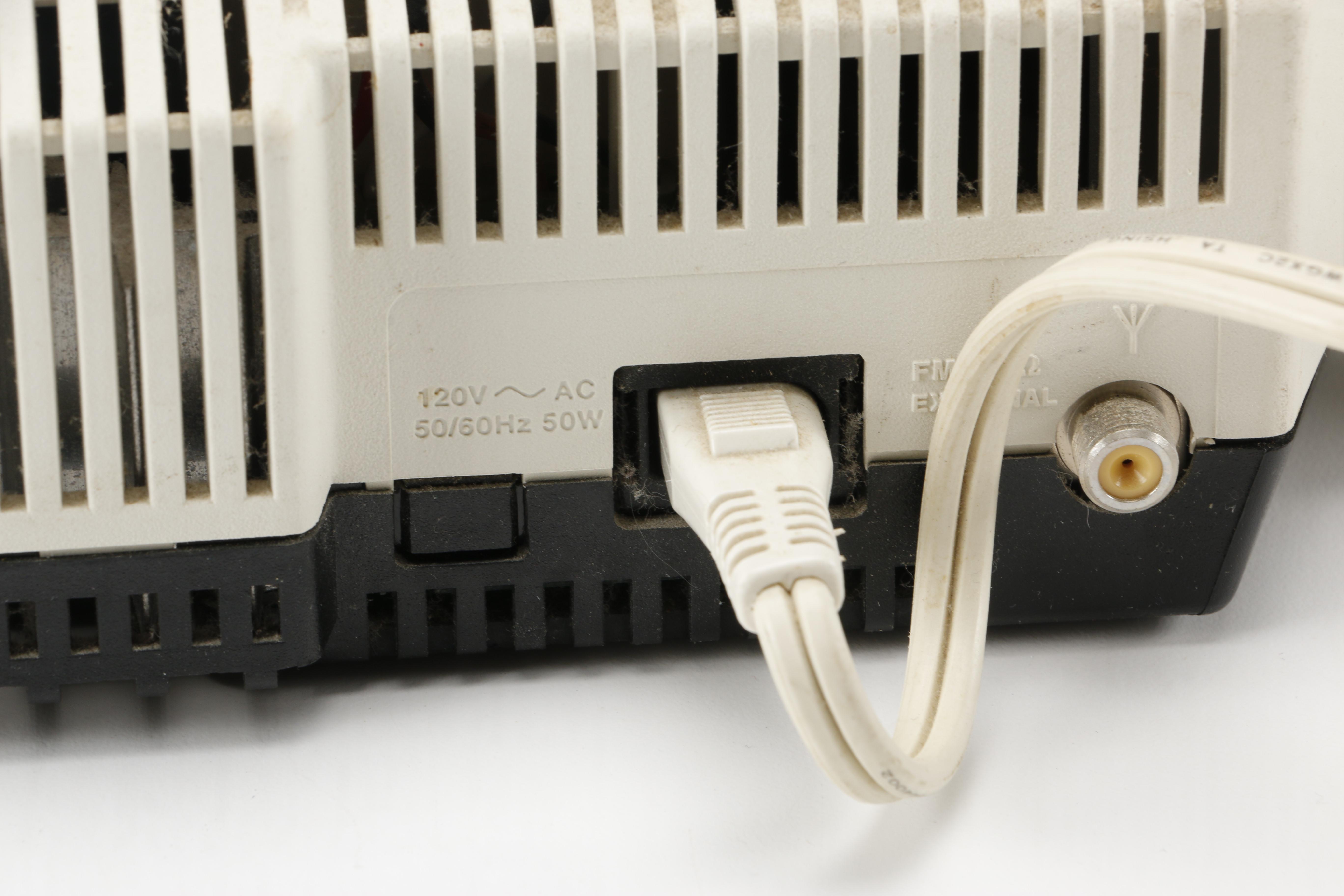 Bose Wave Radio and Cambridge Soundworks Speakers EBTH