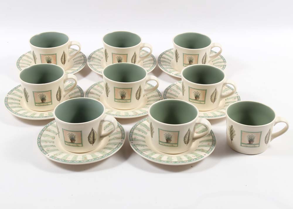 Pfaltzgraff "Naturewood" Dinnerware Set EBTH