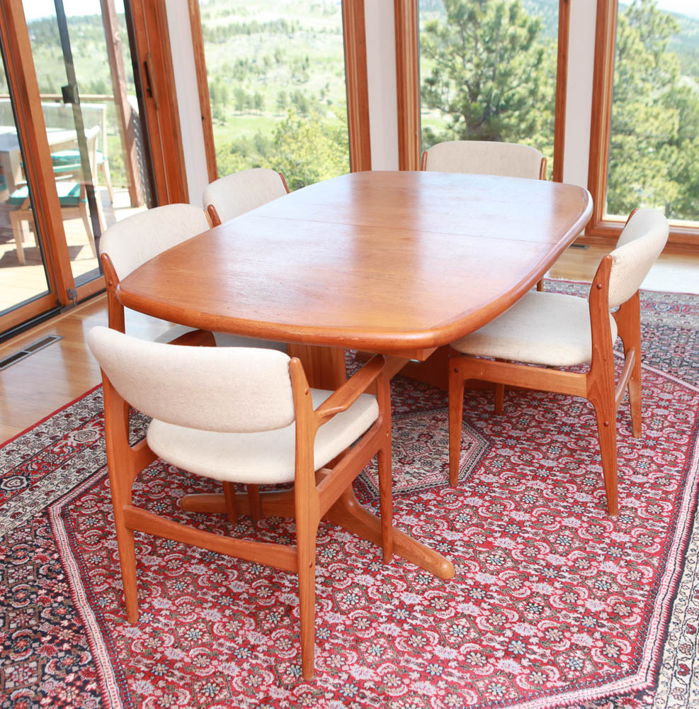 Danish Modern Teak Dining Set by Benny Linden EBTH