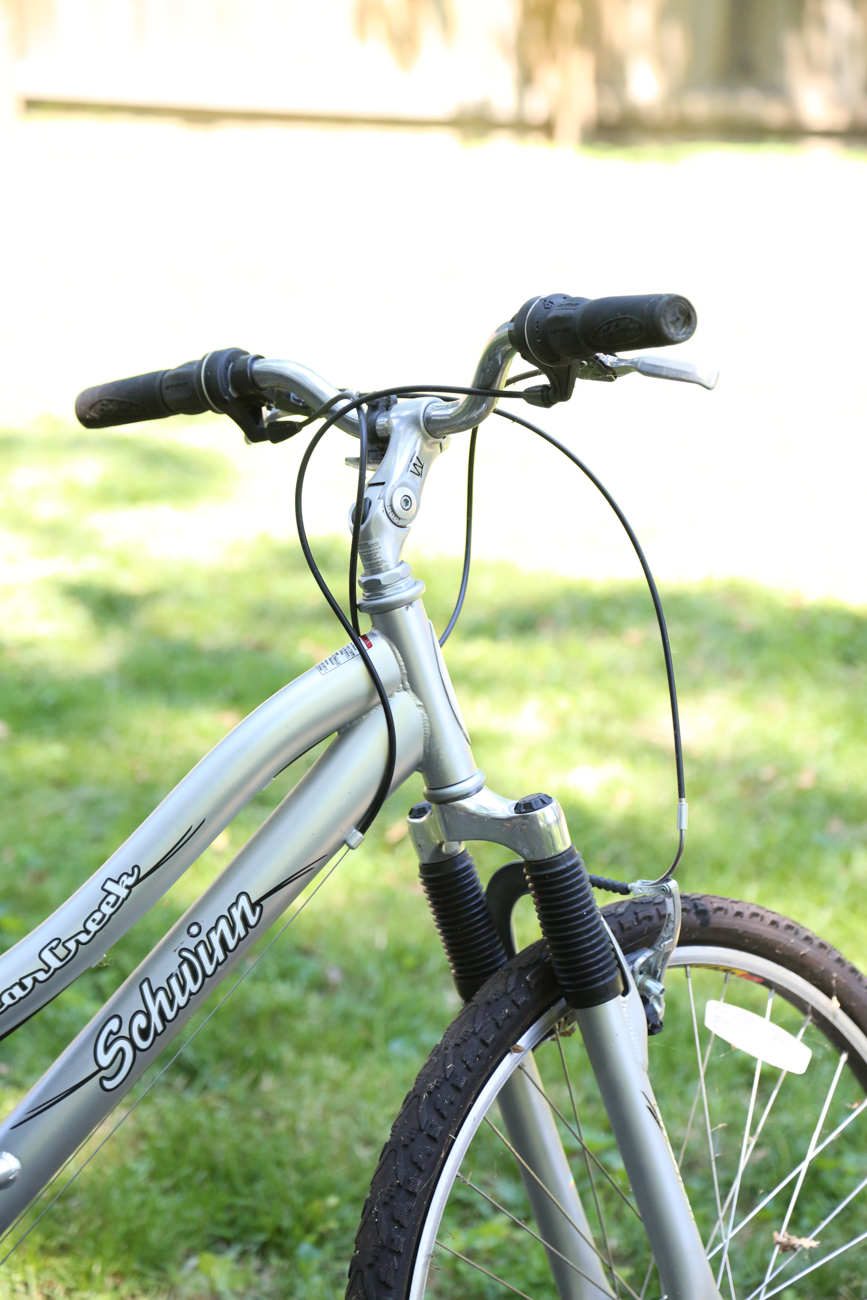 schwinn clear creek 18 speed