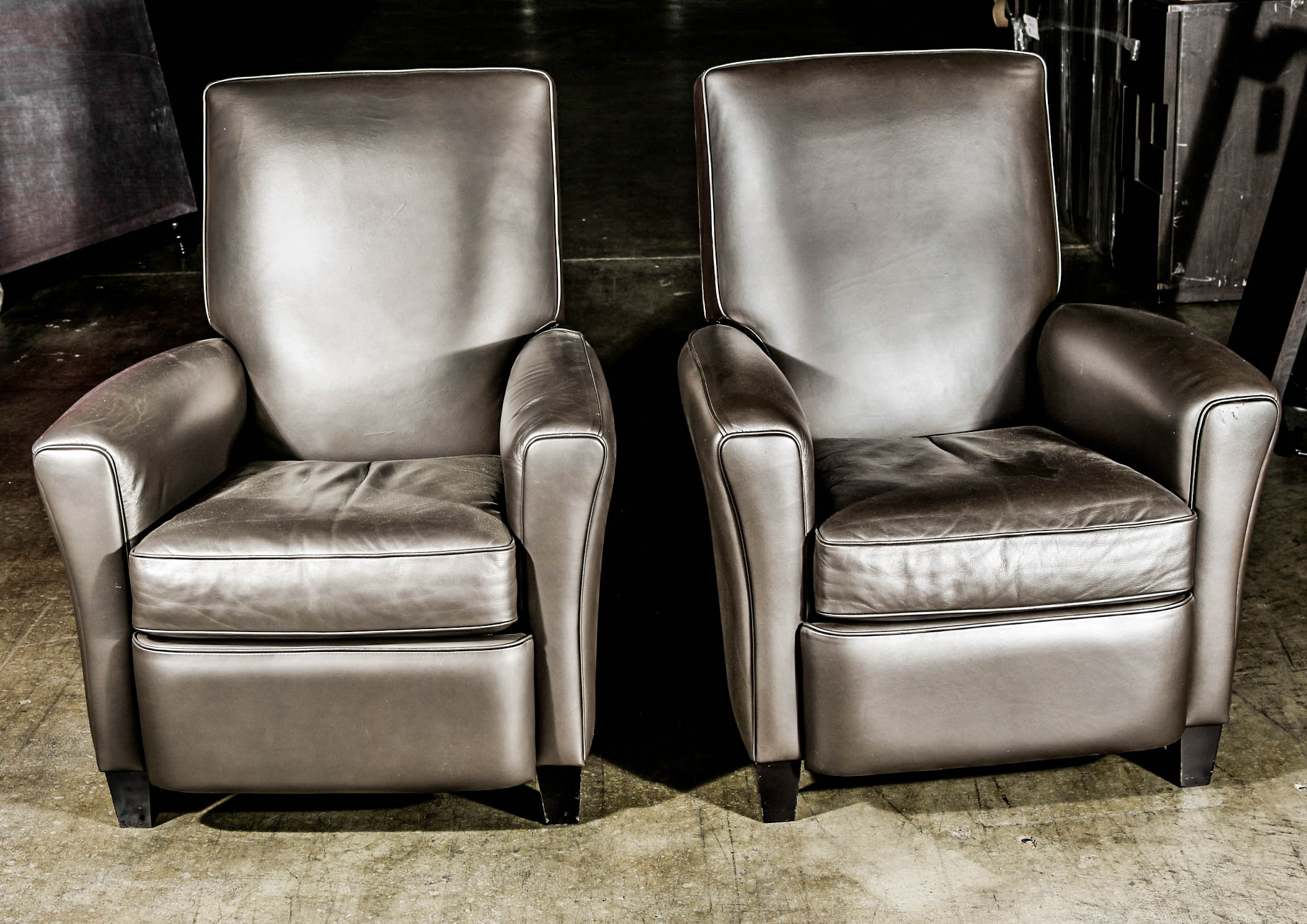 Pair of American Leather Recliners EBTH