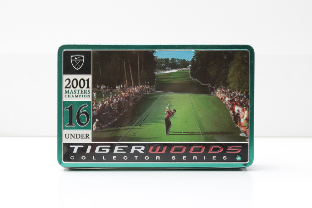 Tiger Woods Collector Series 16 Under 2001 Masters Golf Ball Set