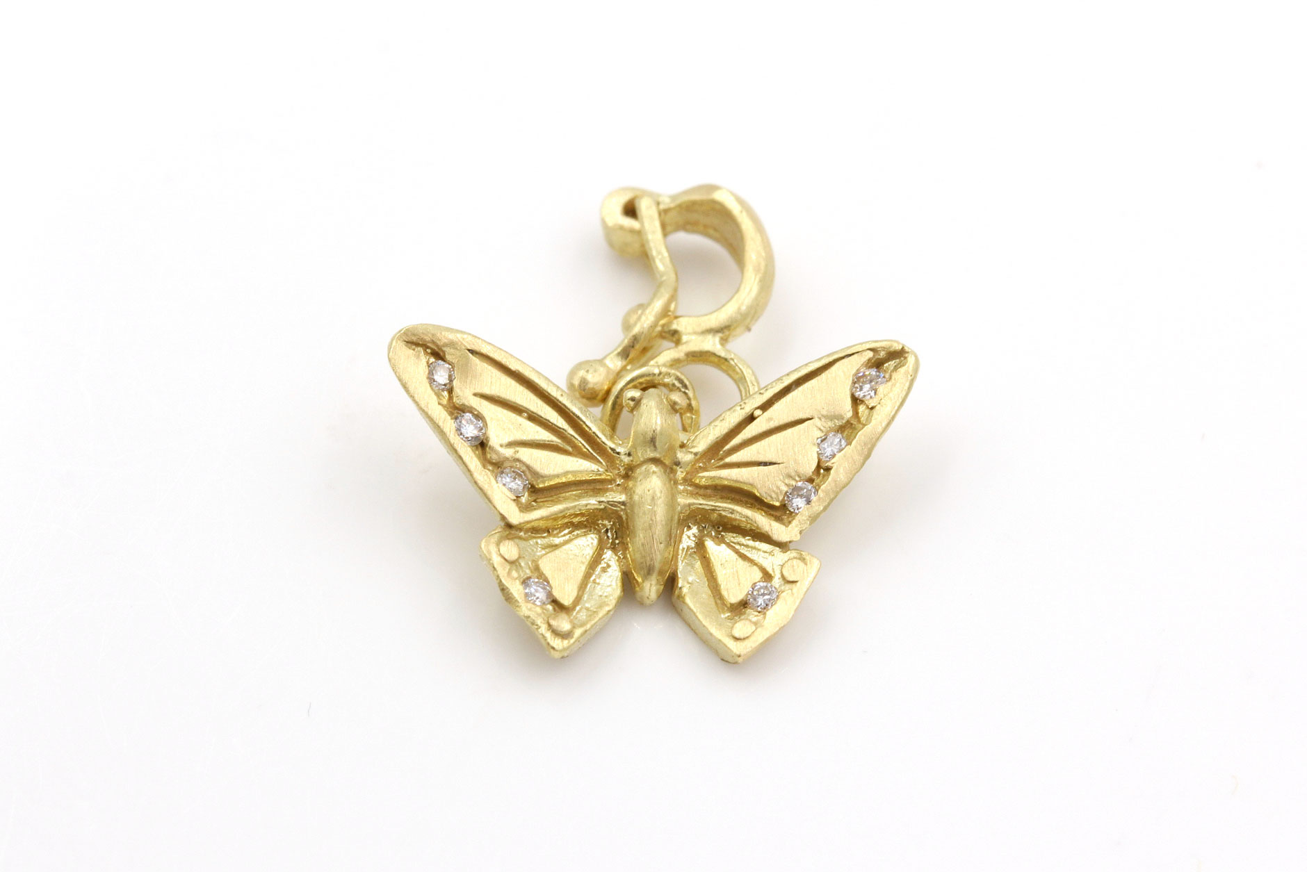 18K Yellow Gold Diamond Butterfly Pendant : EBTH