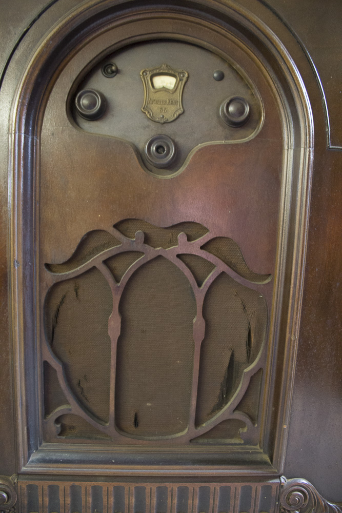 Vintage Atwater Kent Model 55 Radio In Red Lion EBTH