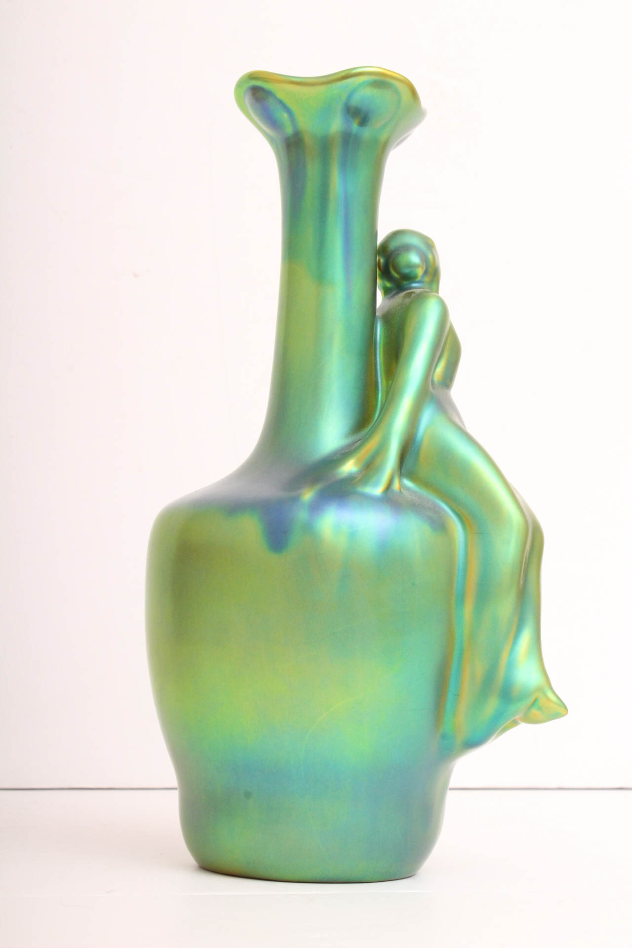 Vintage Zsolnay Hungarian Porcelain Vase EBTH