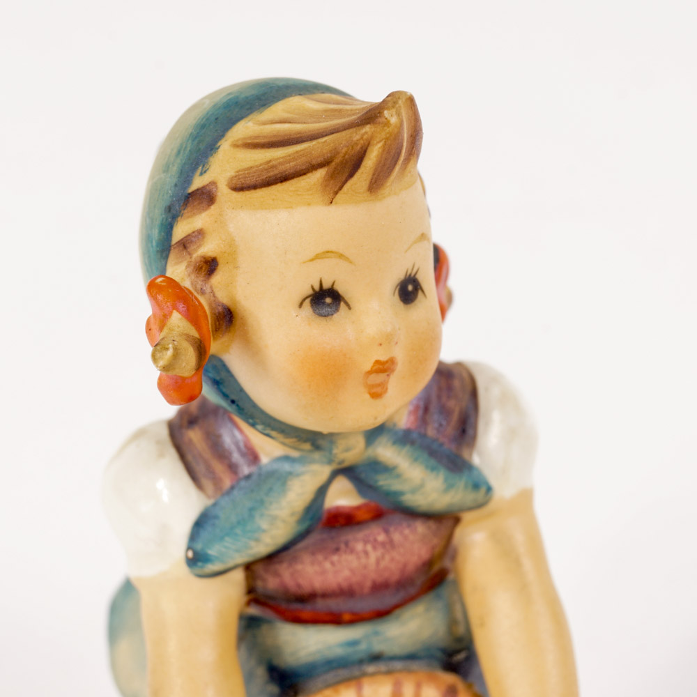 Collection Of West German Goebel Hummel Figurines EBTH   17DEN048 1702 