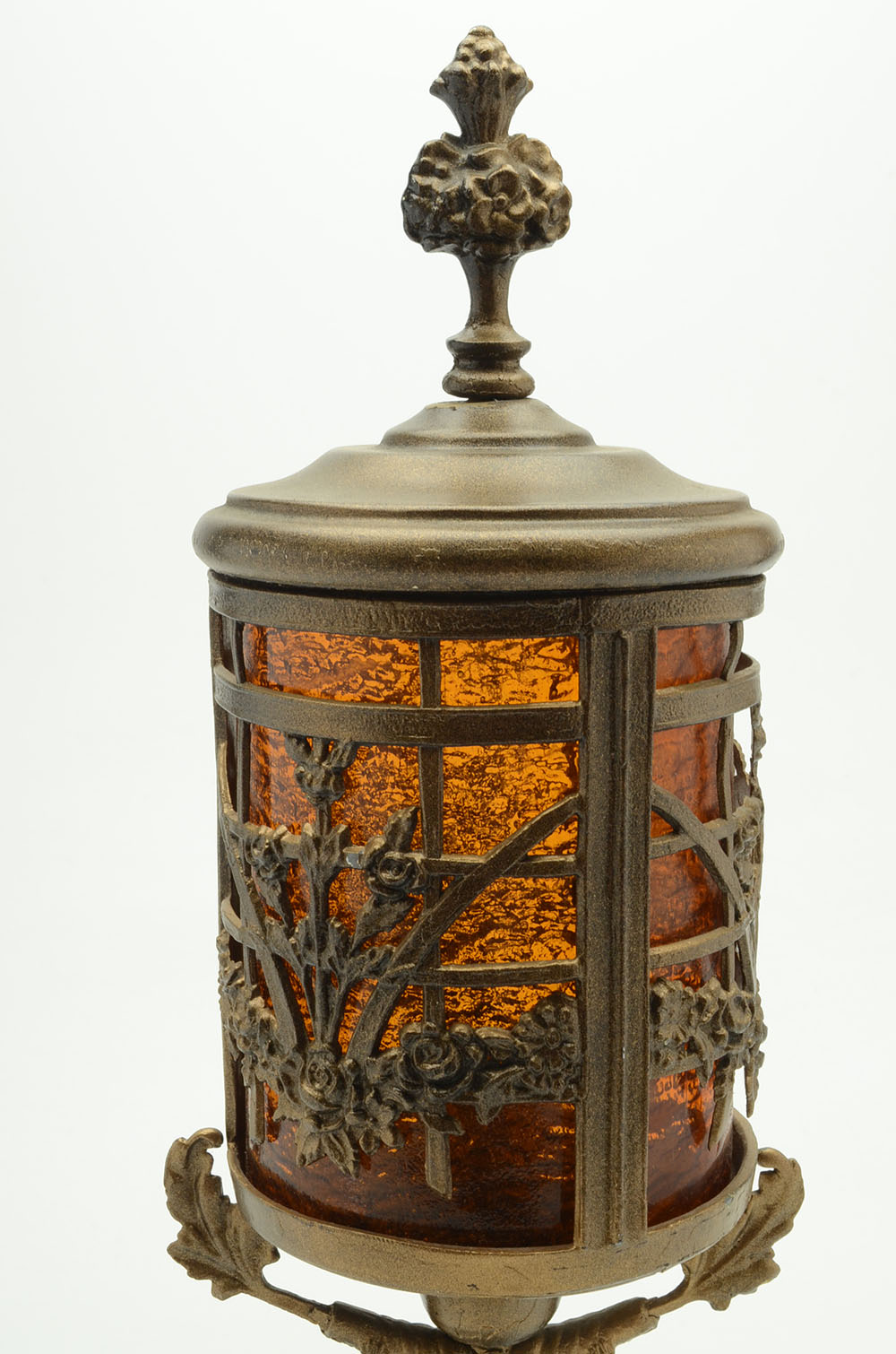 Vintage Art Nouveau Lamp EBTH