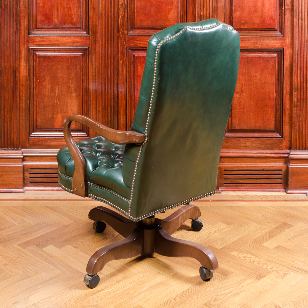 Vintage Tufted Green Leather Office Chair EBTH   DSC 4985 