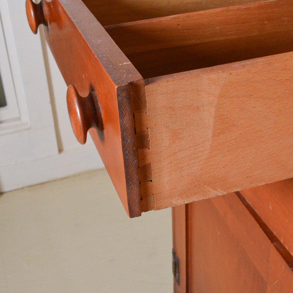 MidCentury Willett "Golden Beryl" Maple Hutch EBTH