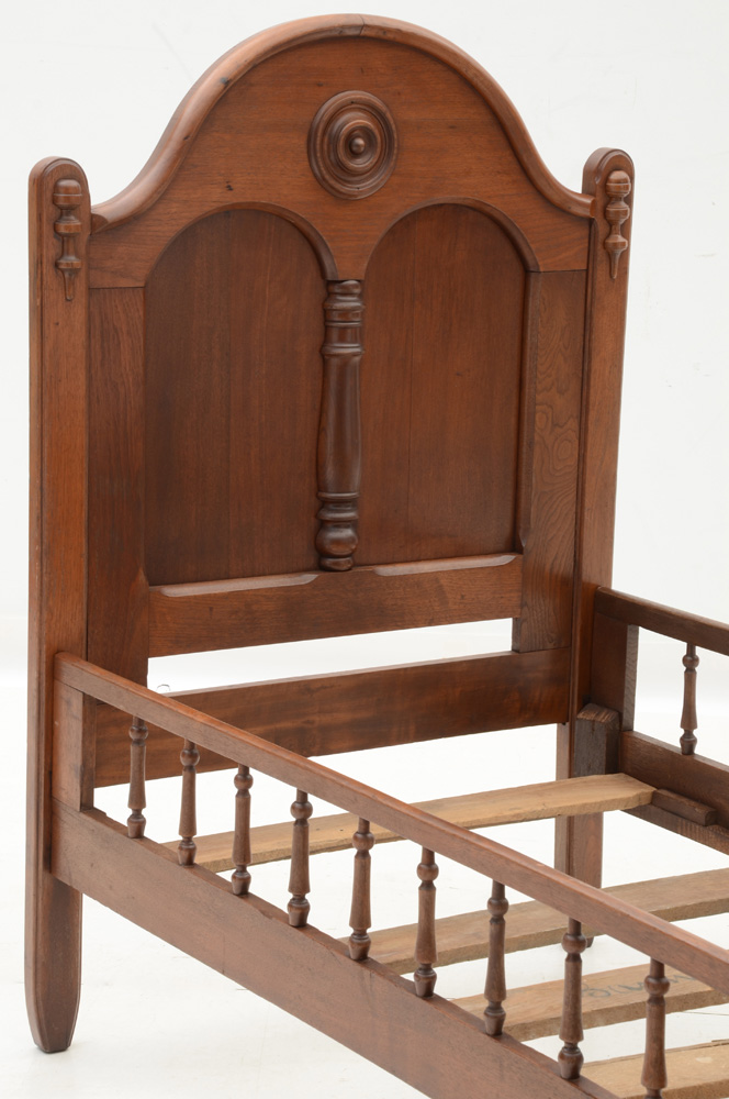 Victorian Youth Bed EBTH
