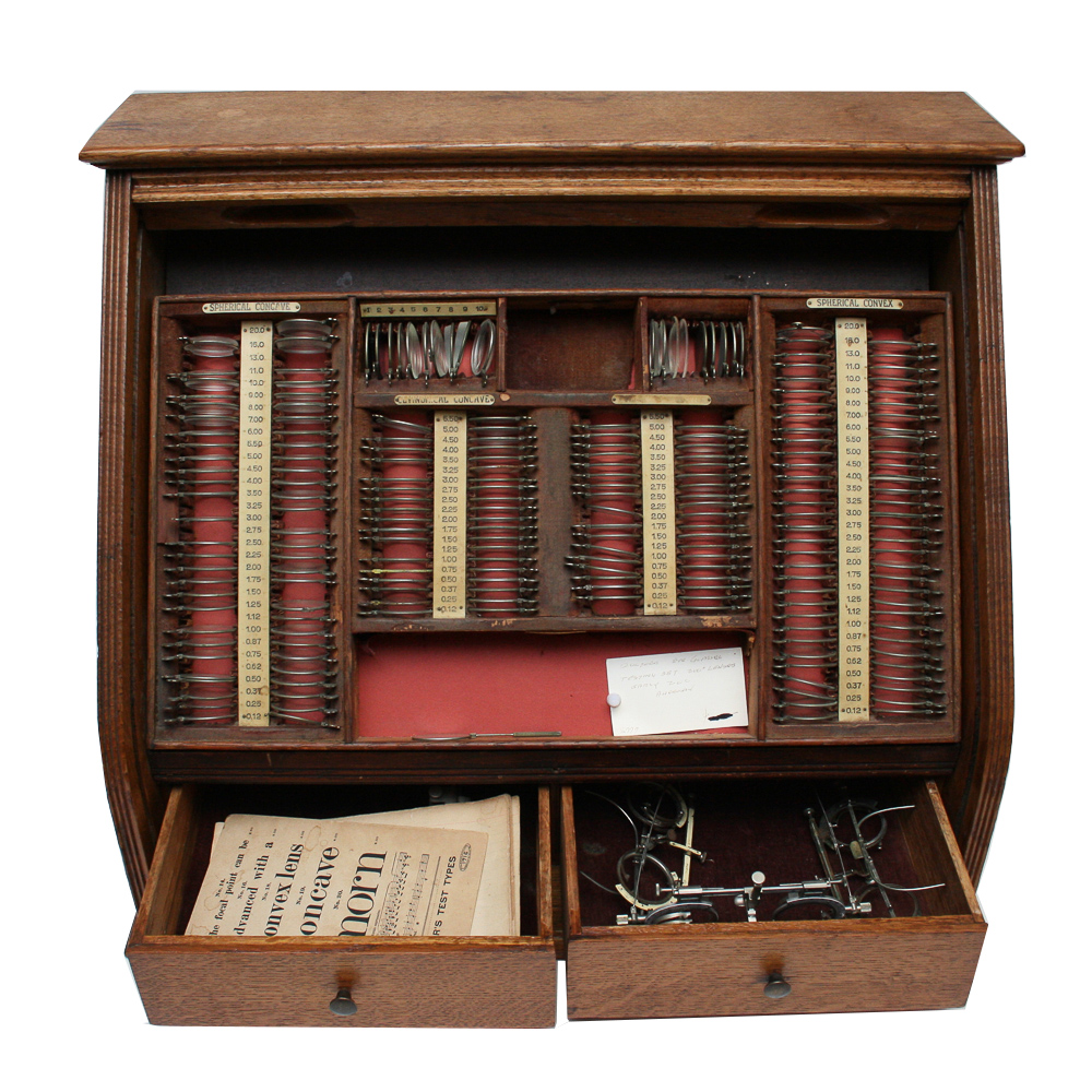 Antique Doctor's Eye Glasses Testing Set EBTH