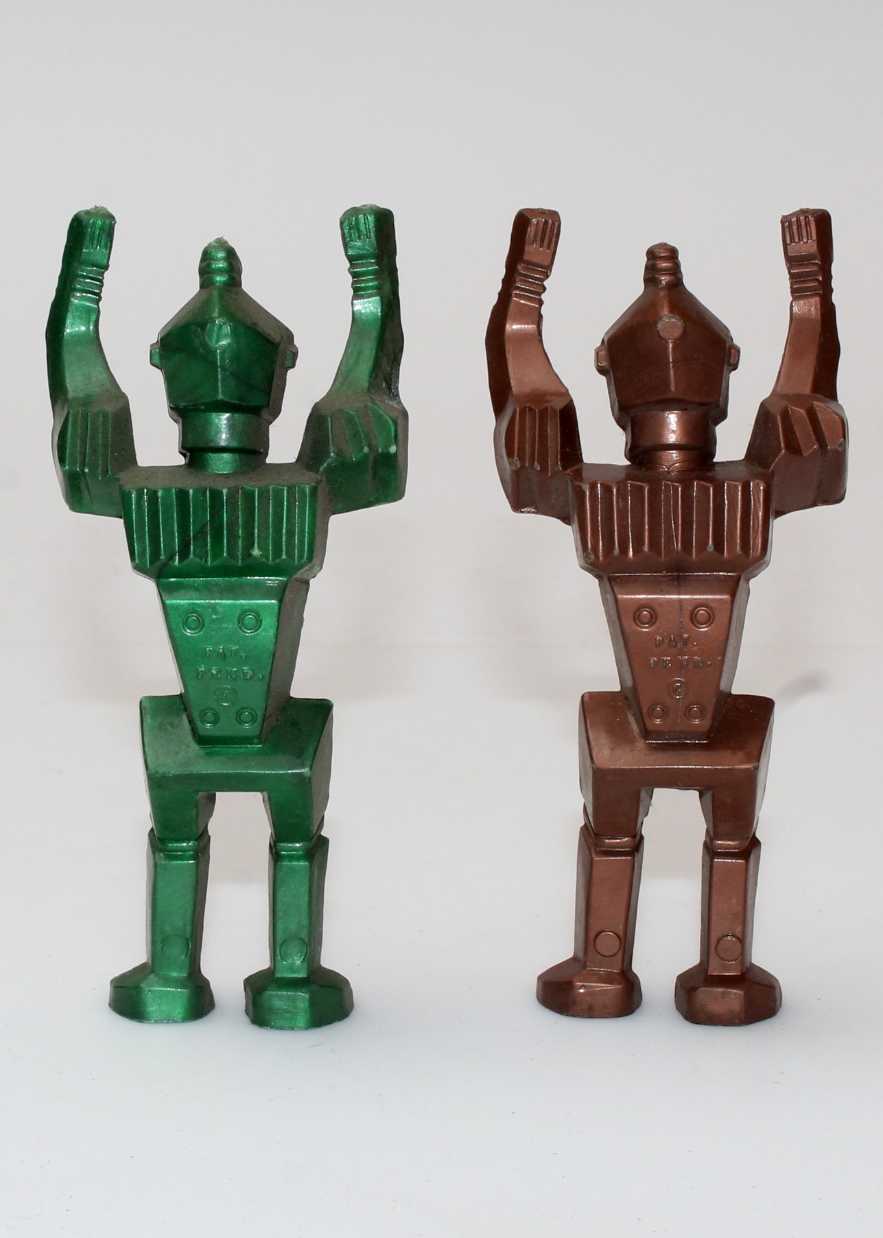 Vintage Archer and Ajax Spacemen and Other Plastic Toys EBTH