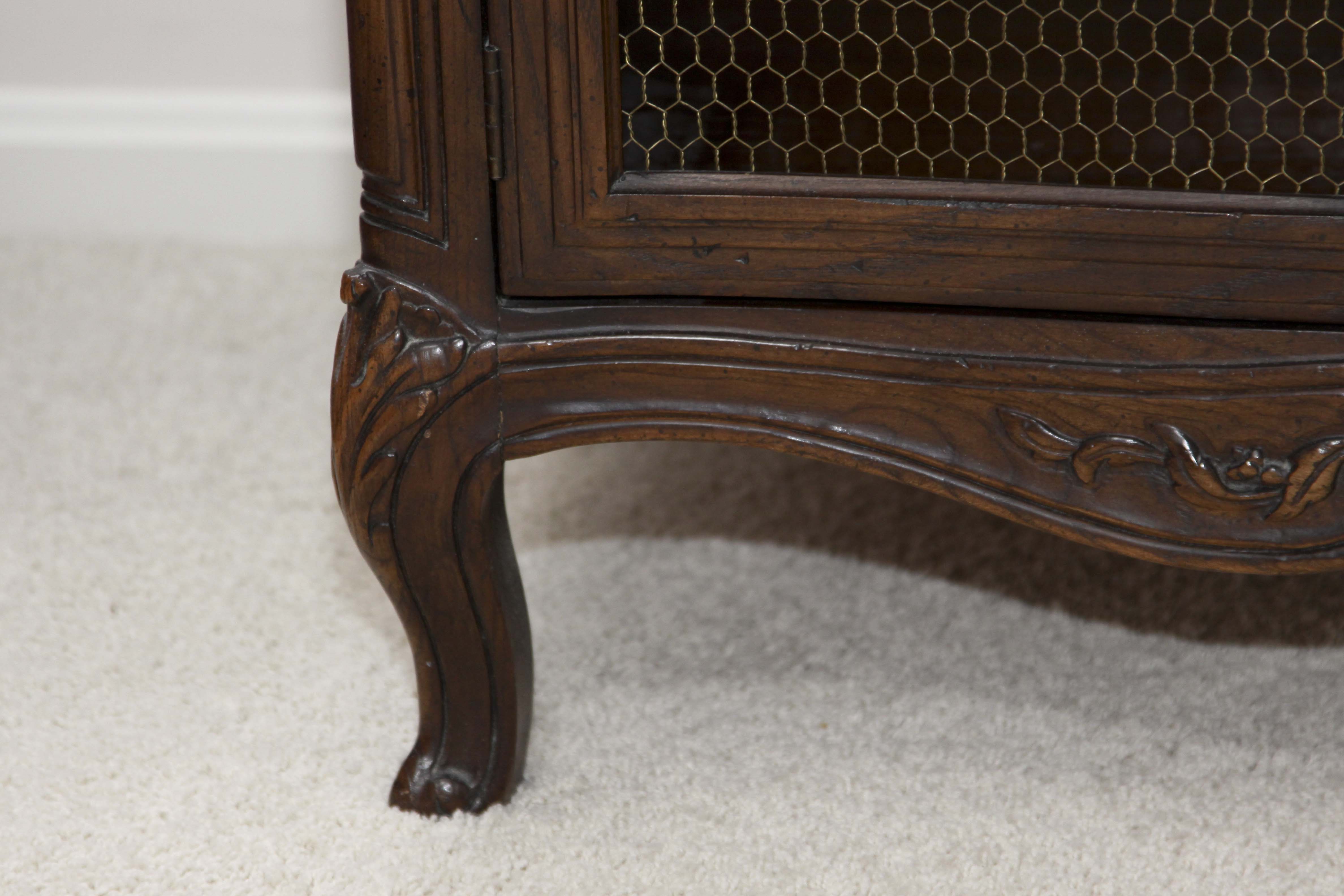 Henredon "Four Centuries" Night Stand EBTH