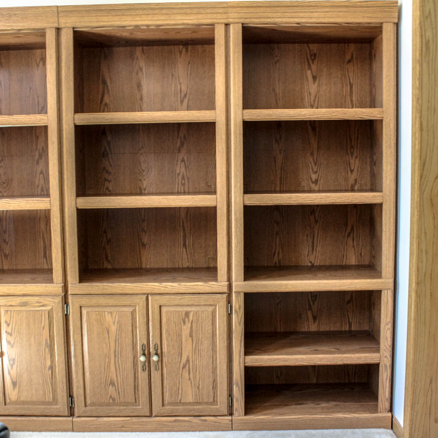 Oak Veneer Shelving Unit EBTH