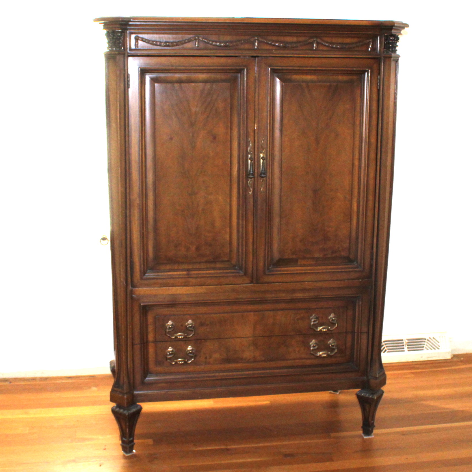 Romweber Furniture Armoire EBTH