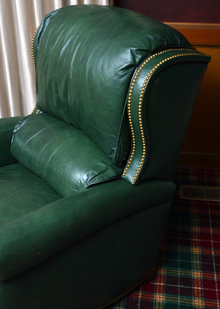 Vintage Green Leather Recliner EBTH