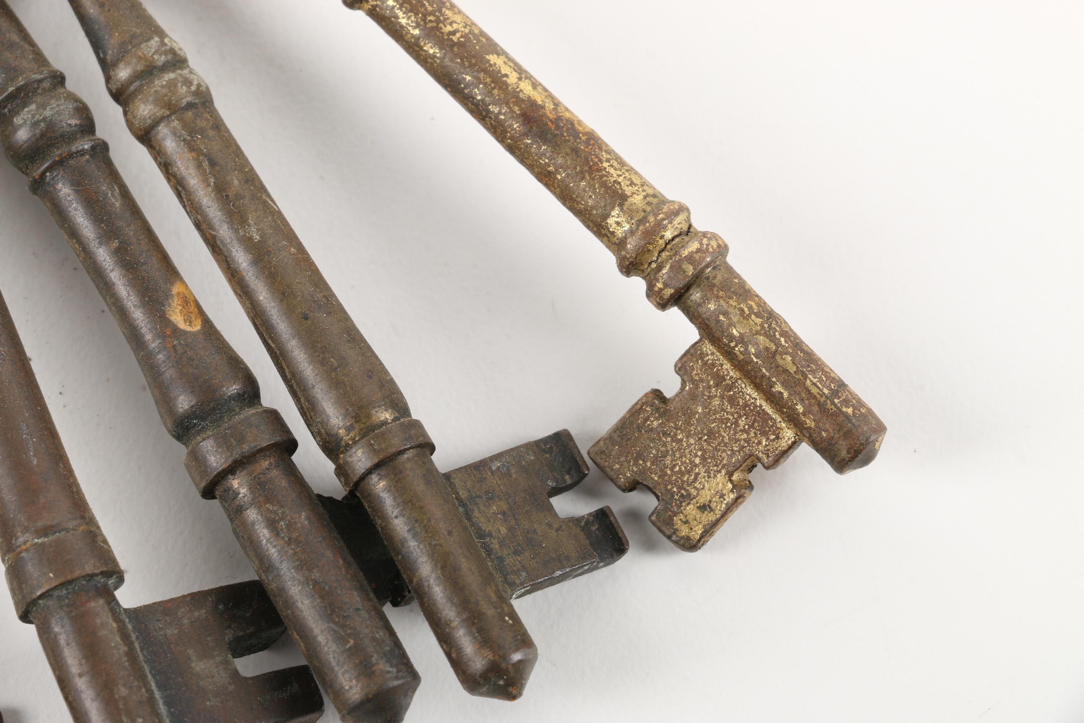 Assorted Lever Lock Keys EBTH