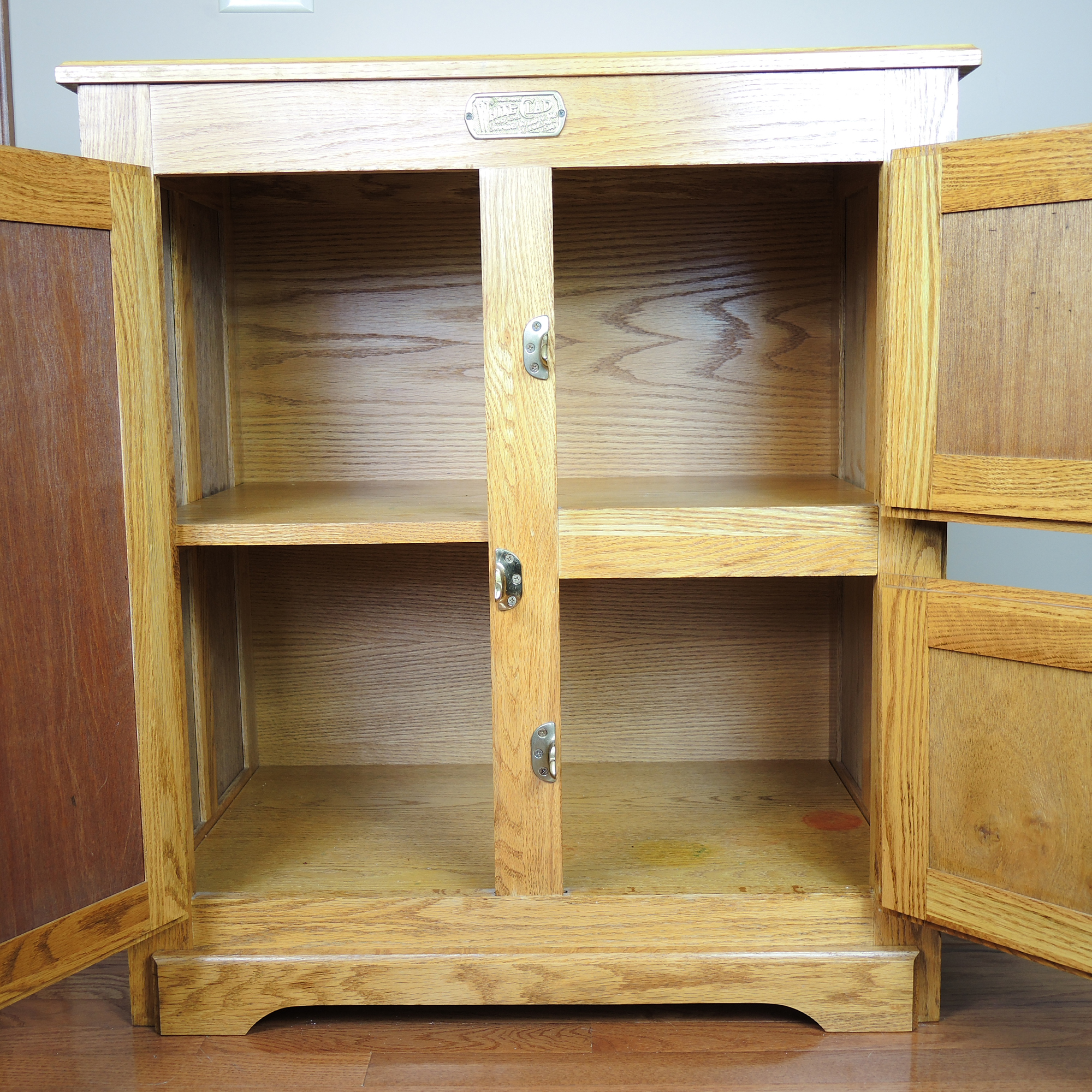 White Clad Oak Ice Chest Style EBTH