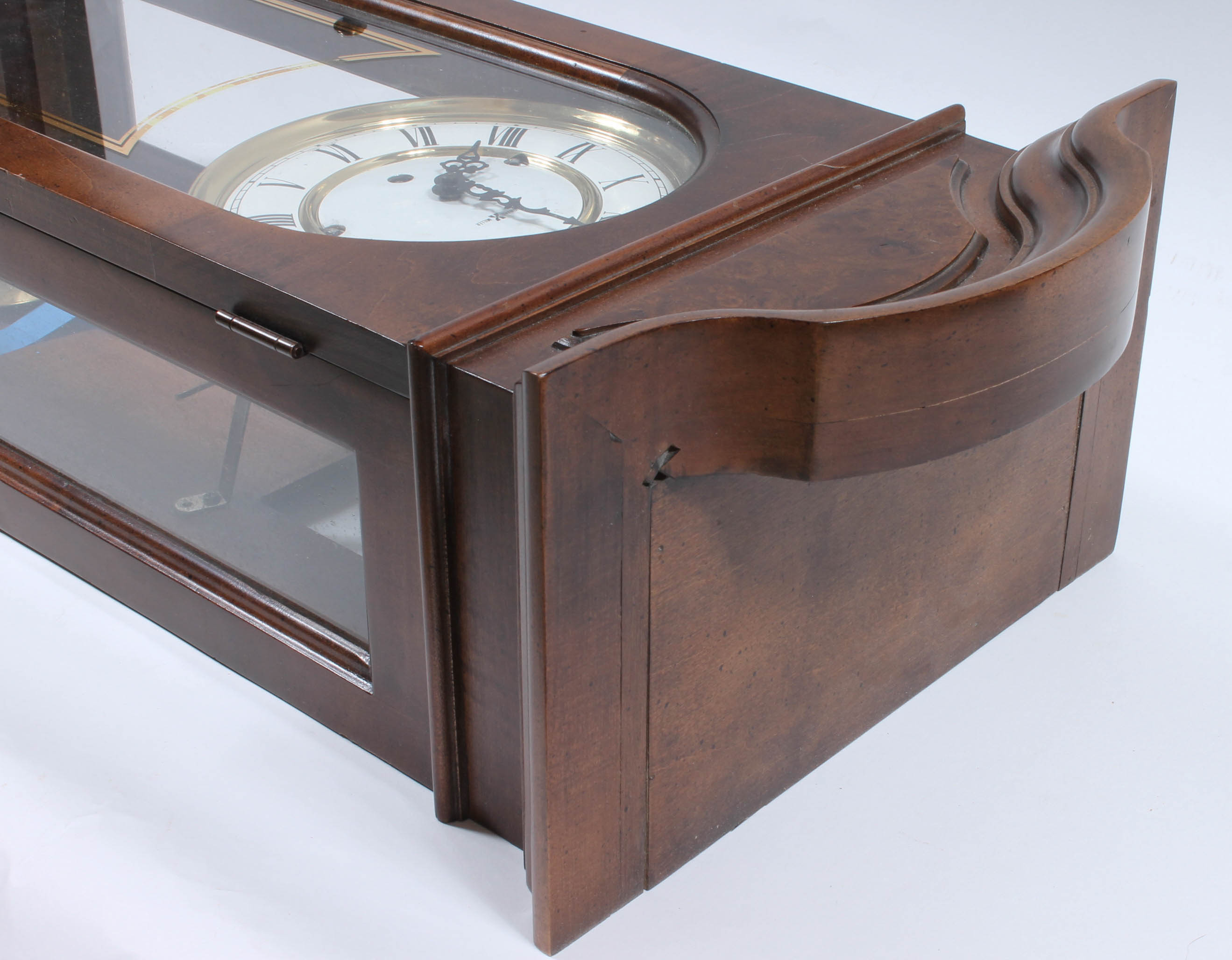 Vintage Howard Miller Pendulum Wall Clock EBTH