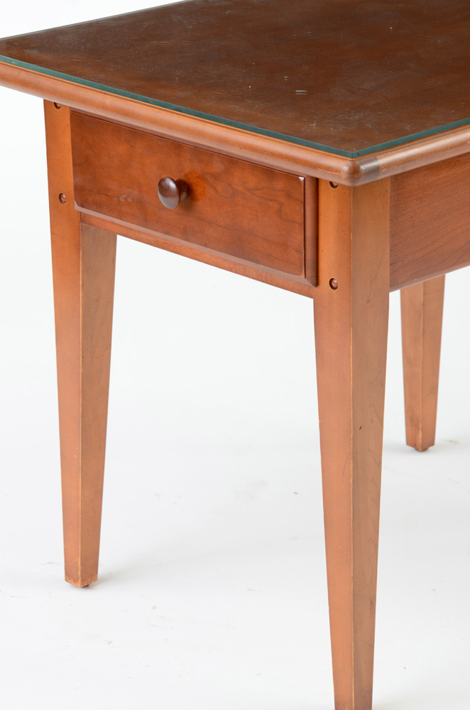 Thomasville Accent Table EBTH