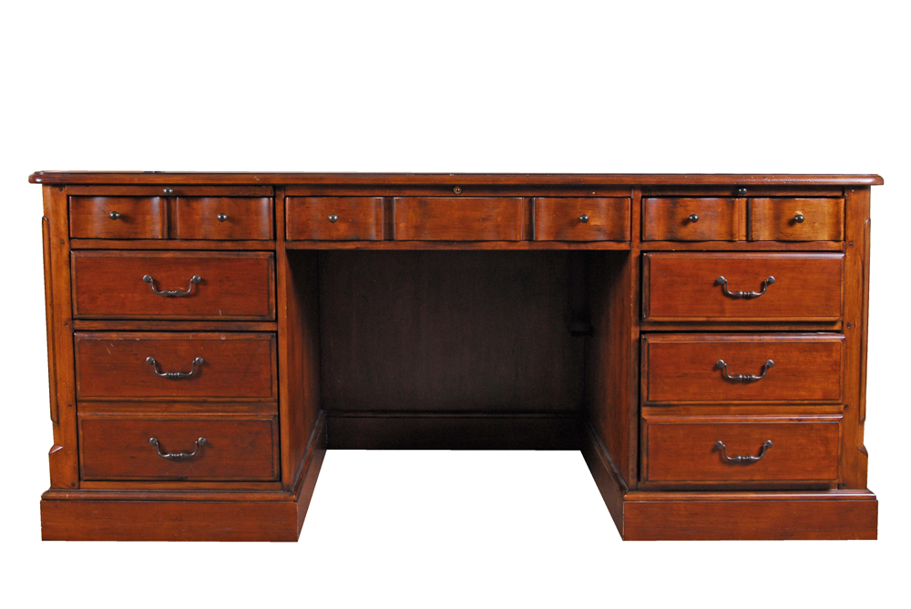 Vintage Executive Desk by Drexel Heritage EBTH