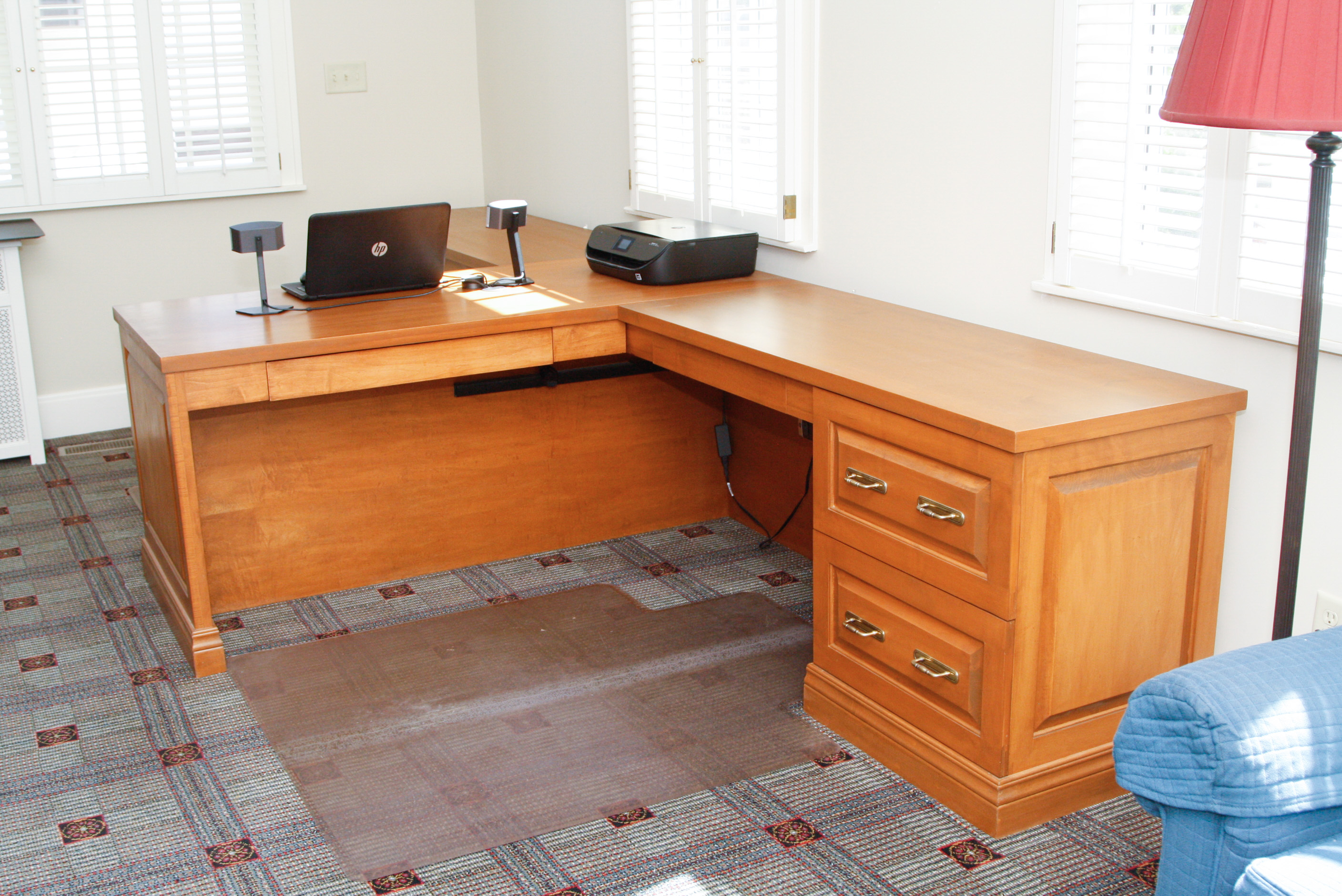 ThreePiece Executive Office Desk Unit EBTH