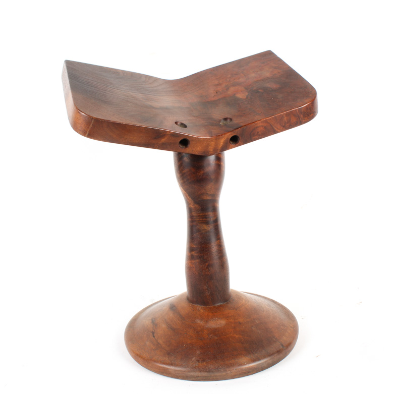 Wooden Pedestal Book Stand EBTH