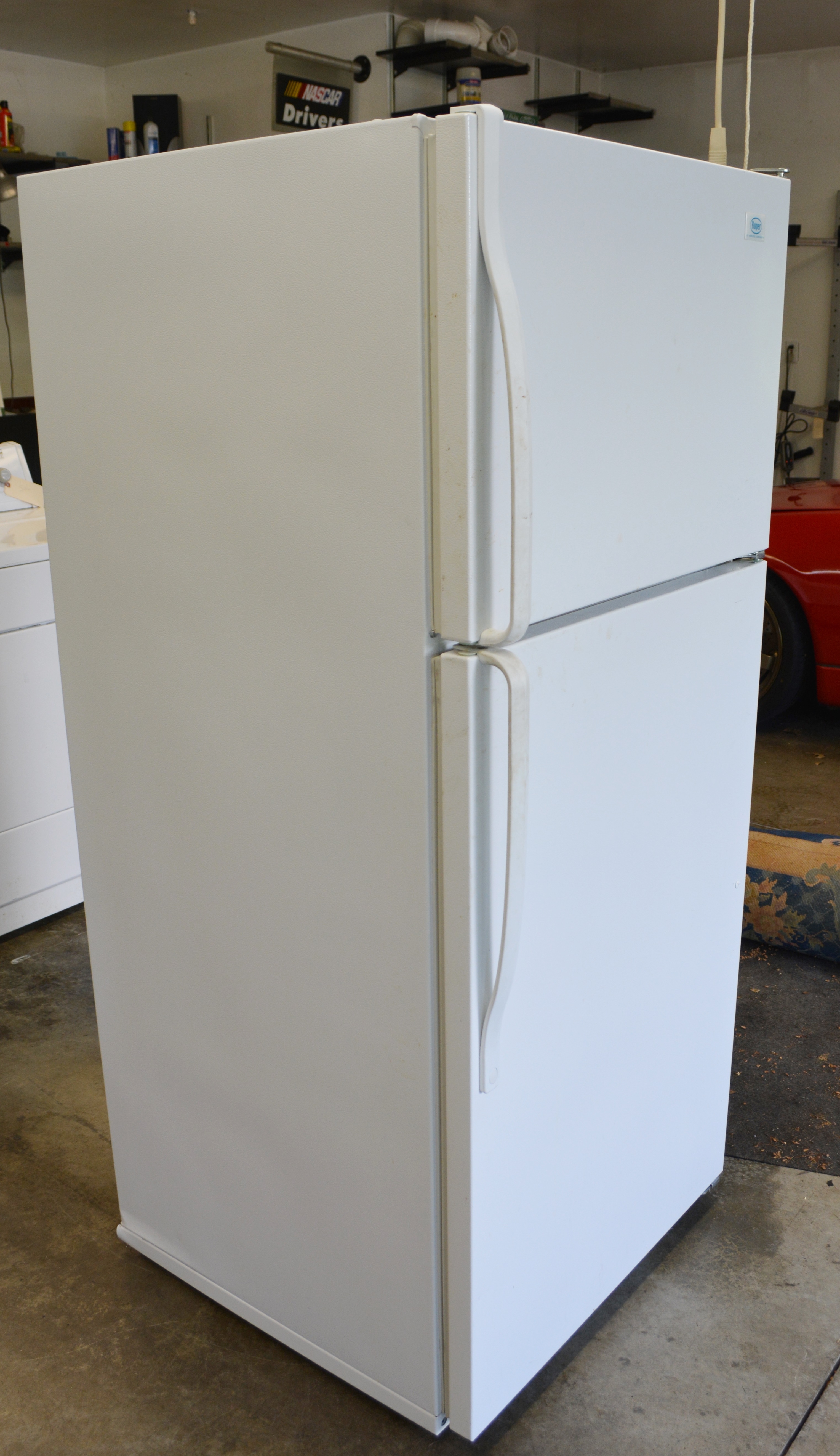 Roper By Whirpool Refrigerator EBTH