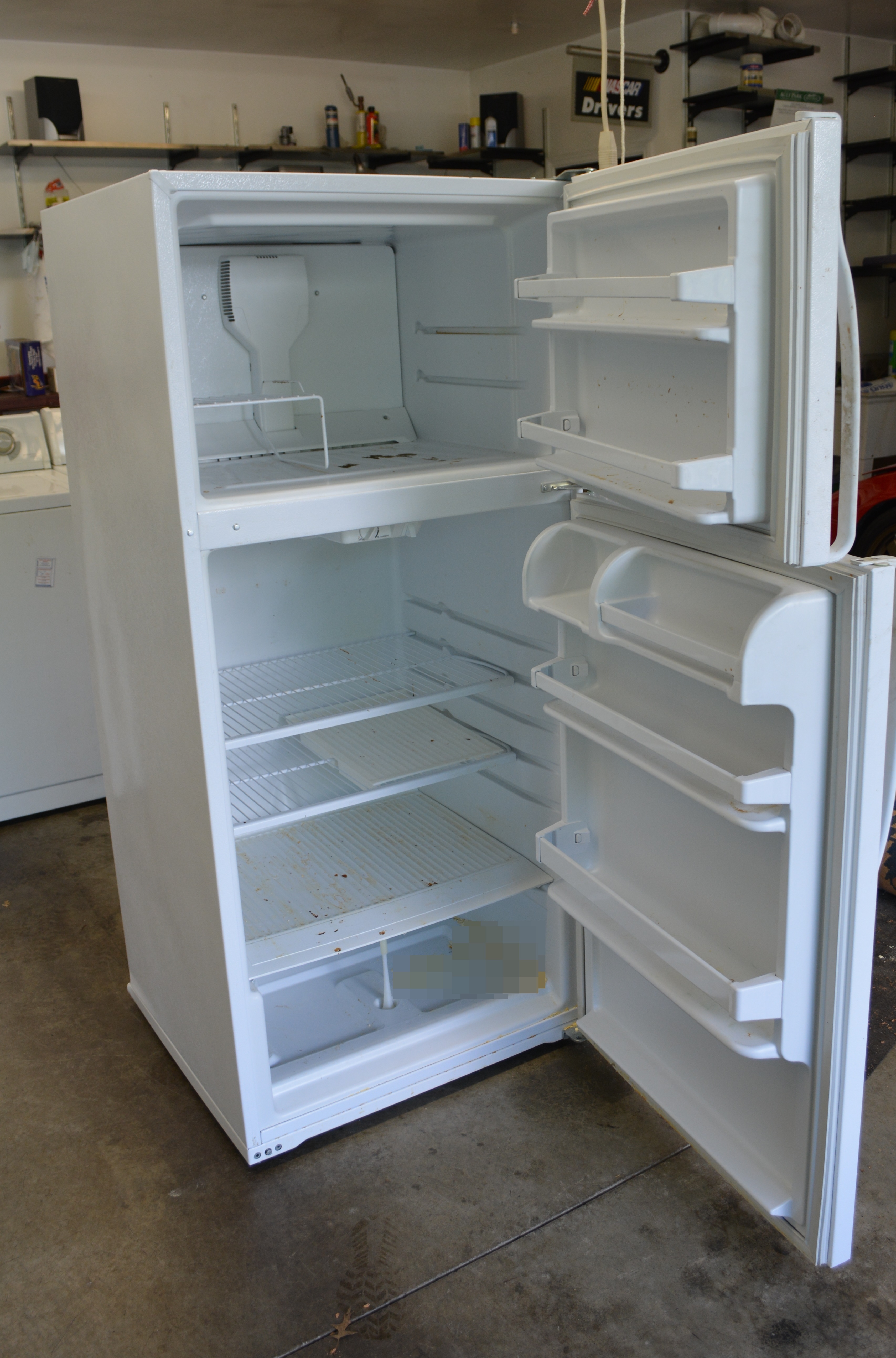 Roper By Whirpool Refrigerator EBTH