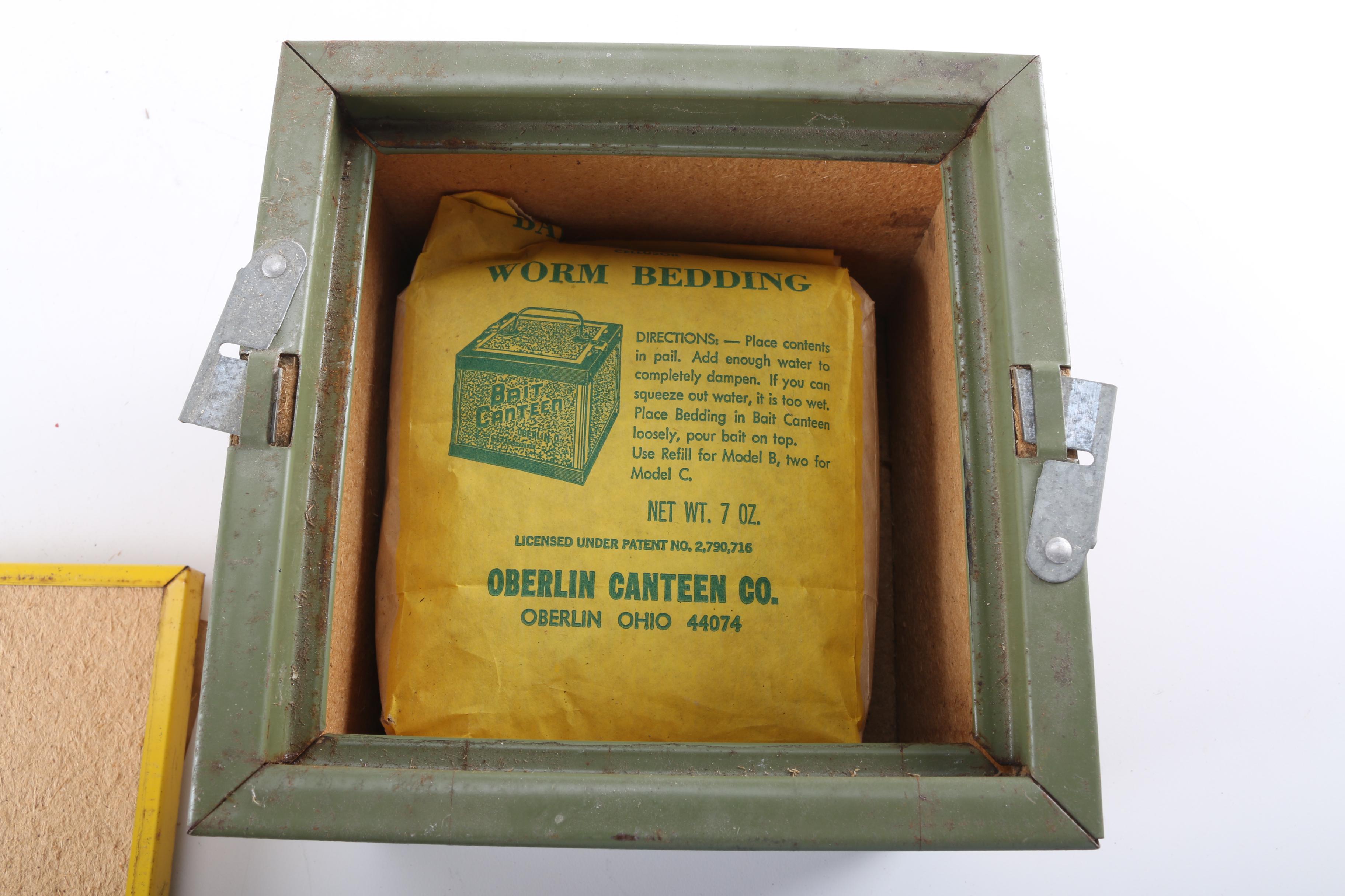 Circa 1950s Oberlin Bait Canteen Box EBTH