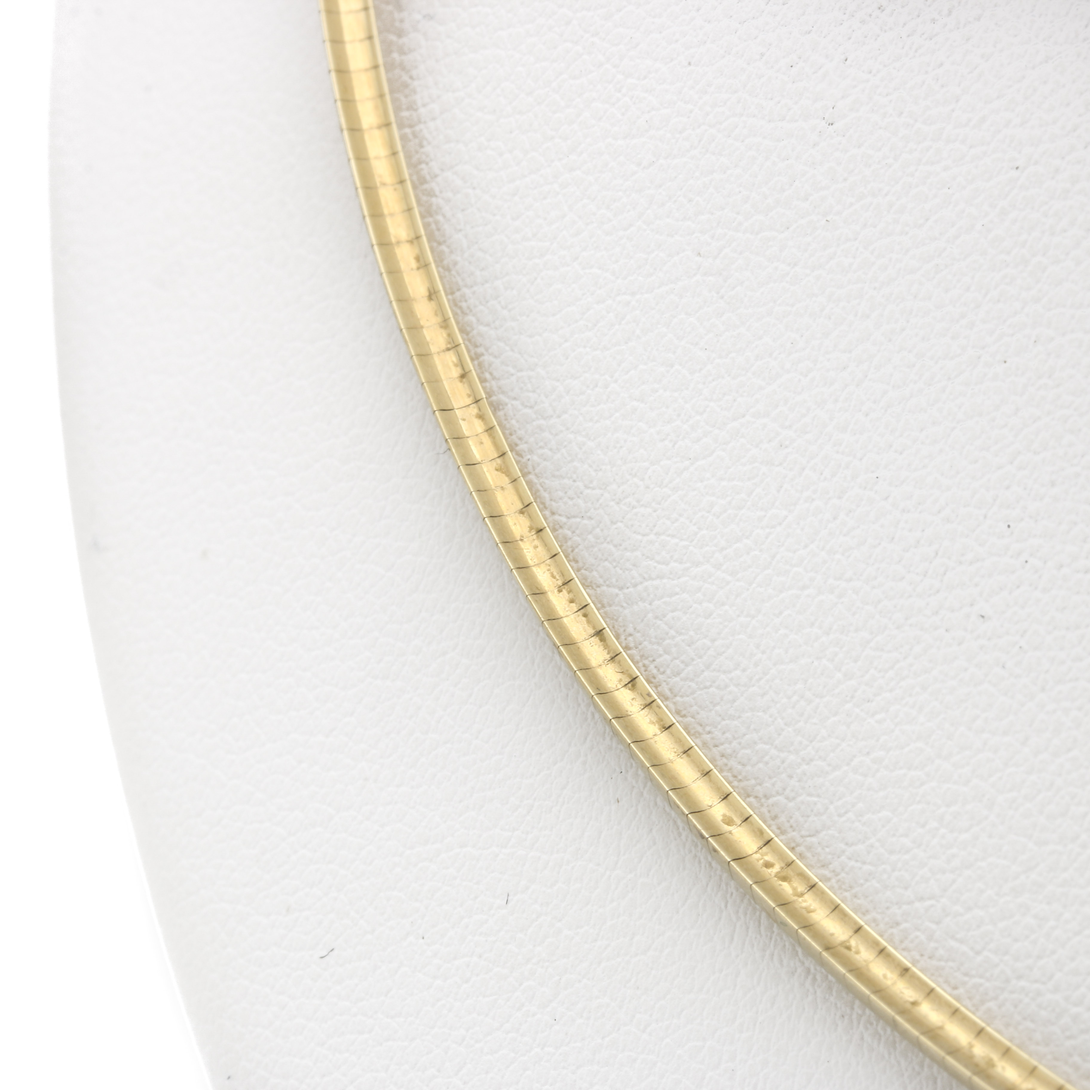 14K Yellow Gold Omega Chain Necklace EBTH