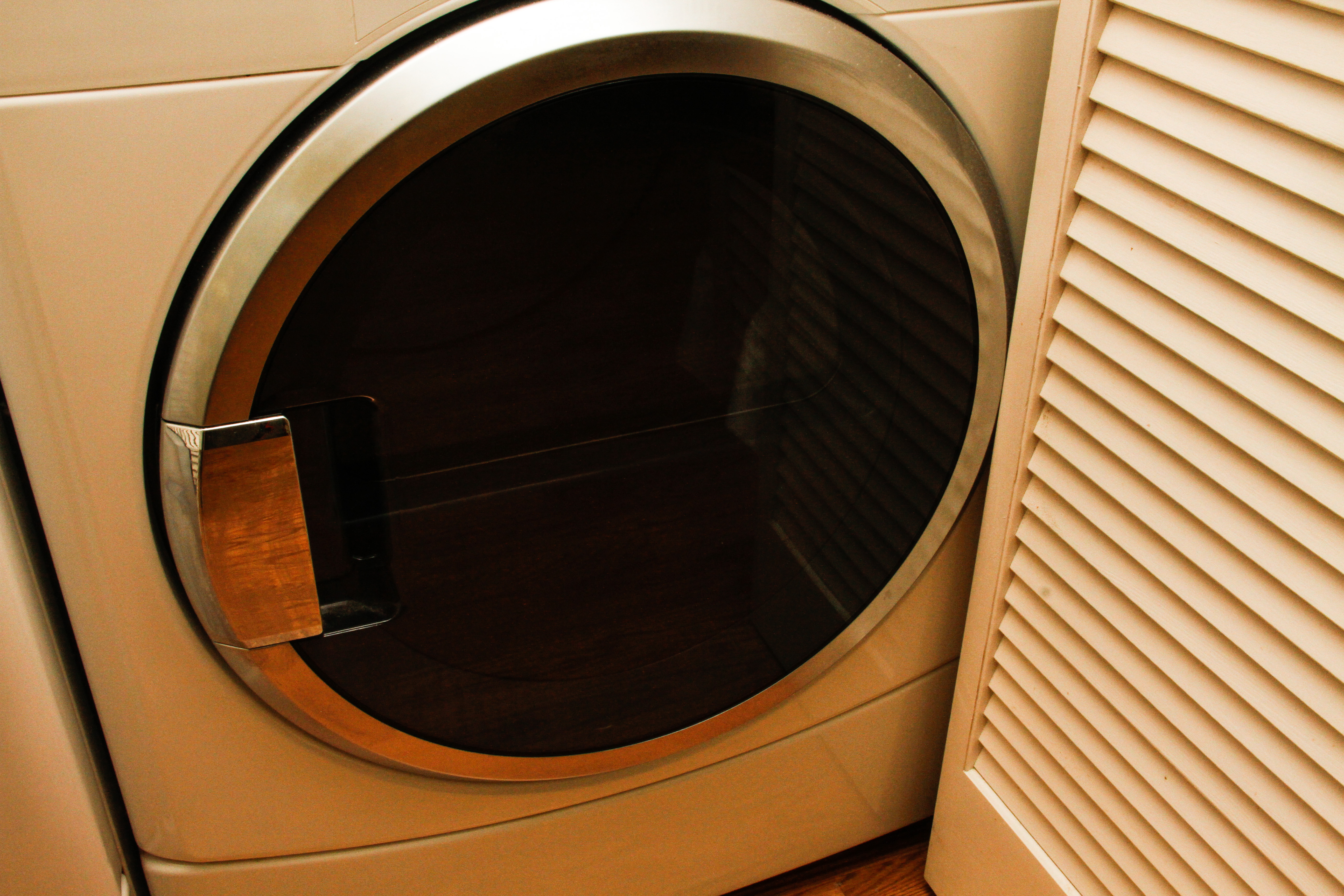 Maytag Epic Z White Electric Front Load Dryer EBTH