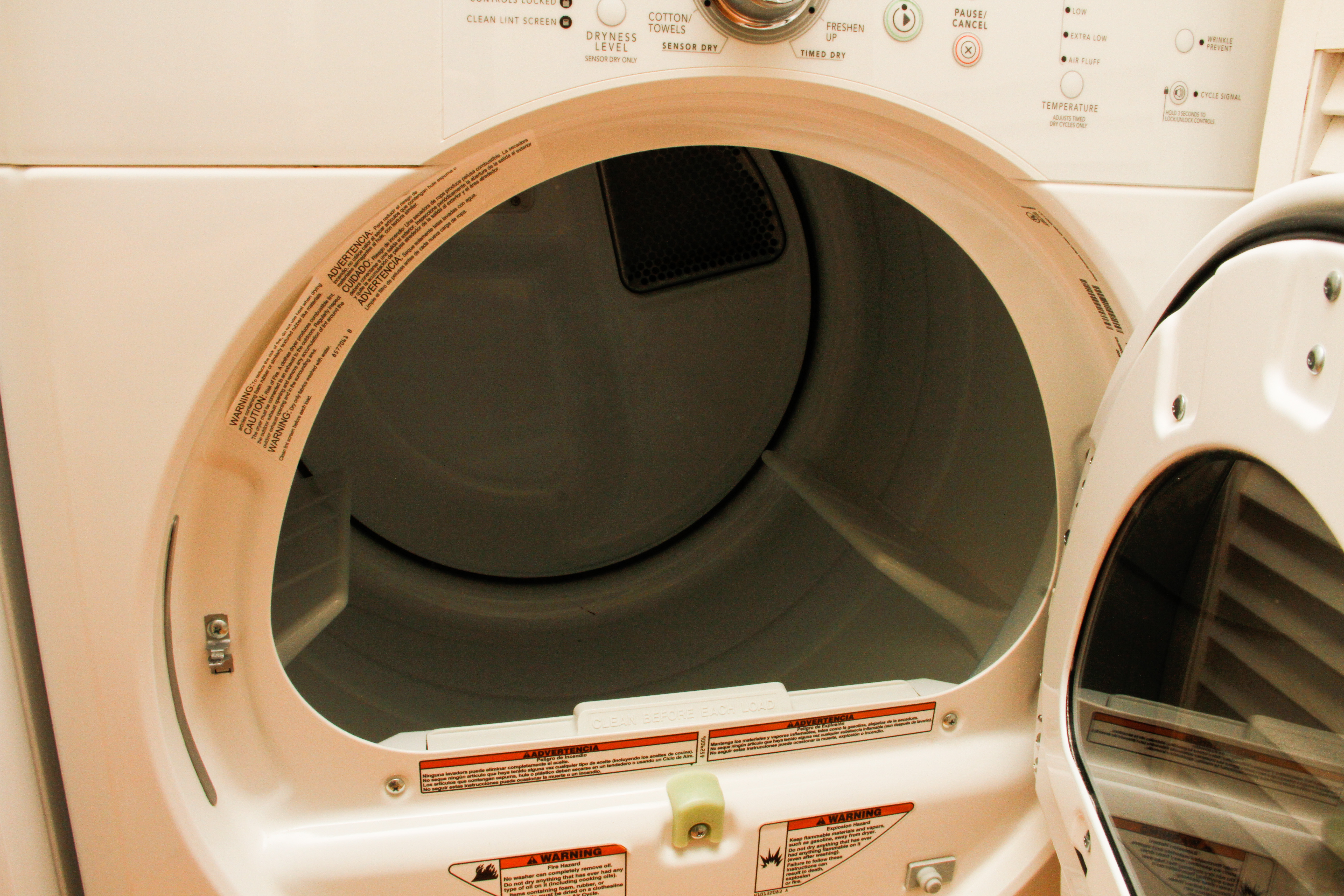 Maytag Epic Z White Electric Front Load Dryer EBTH