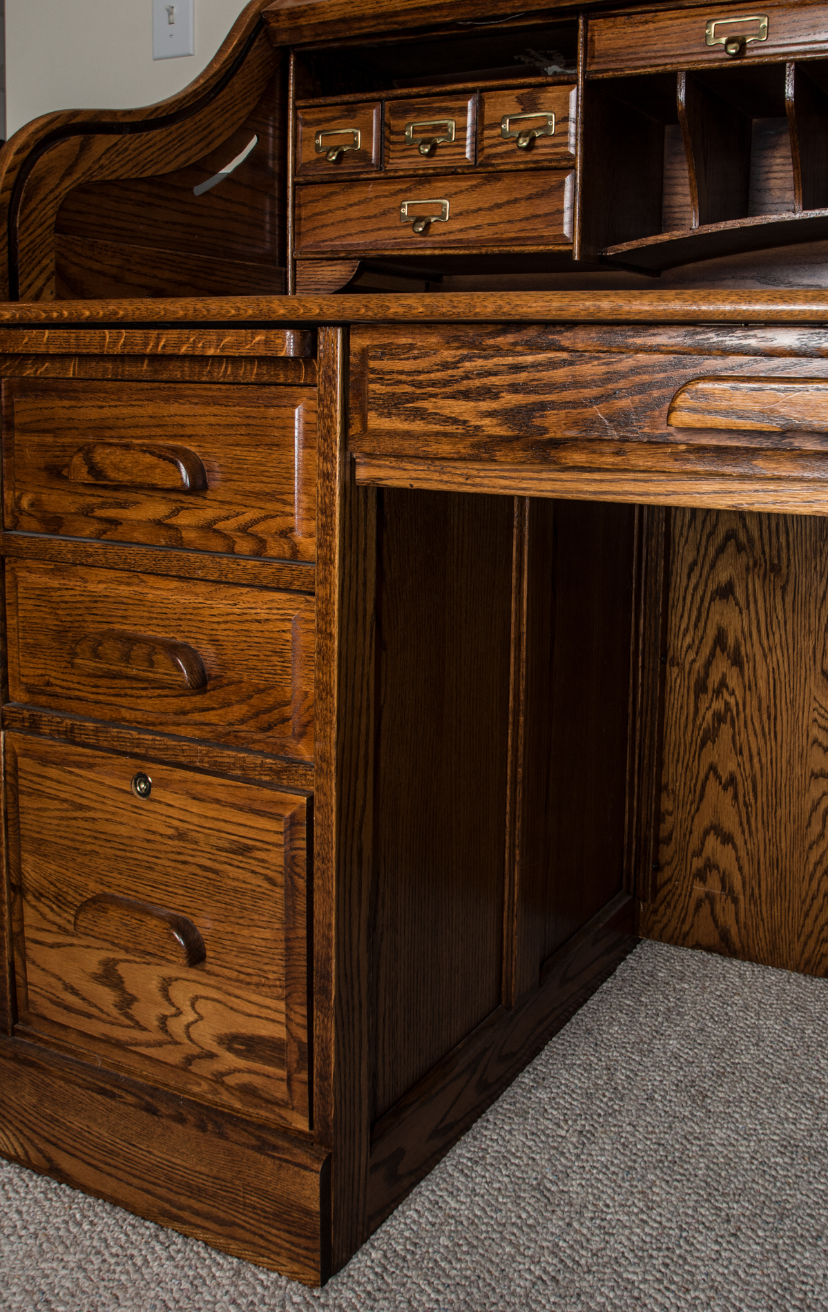 Oak Roll Top Desk by Winners Only Inc. EBTH