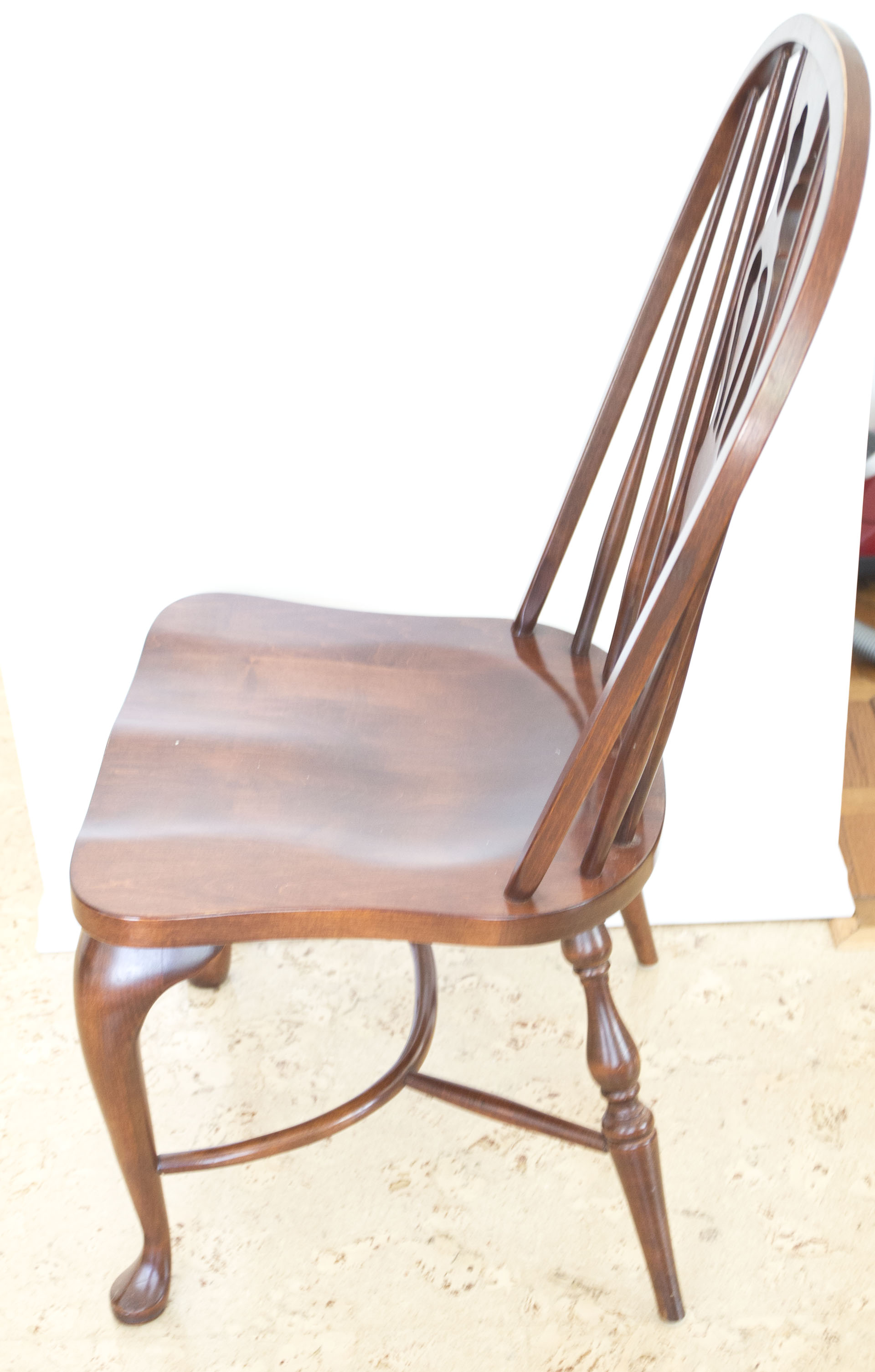 Solid Maple Dining Table and Chairs by E.R. Buck EBTH