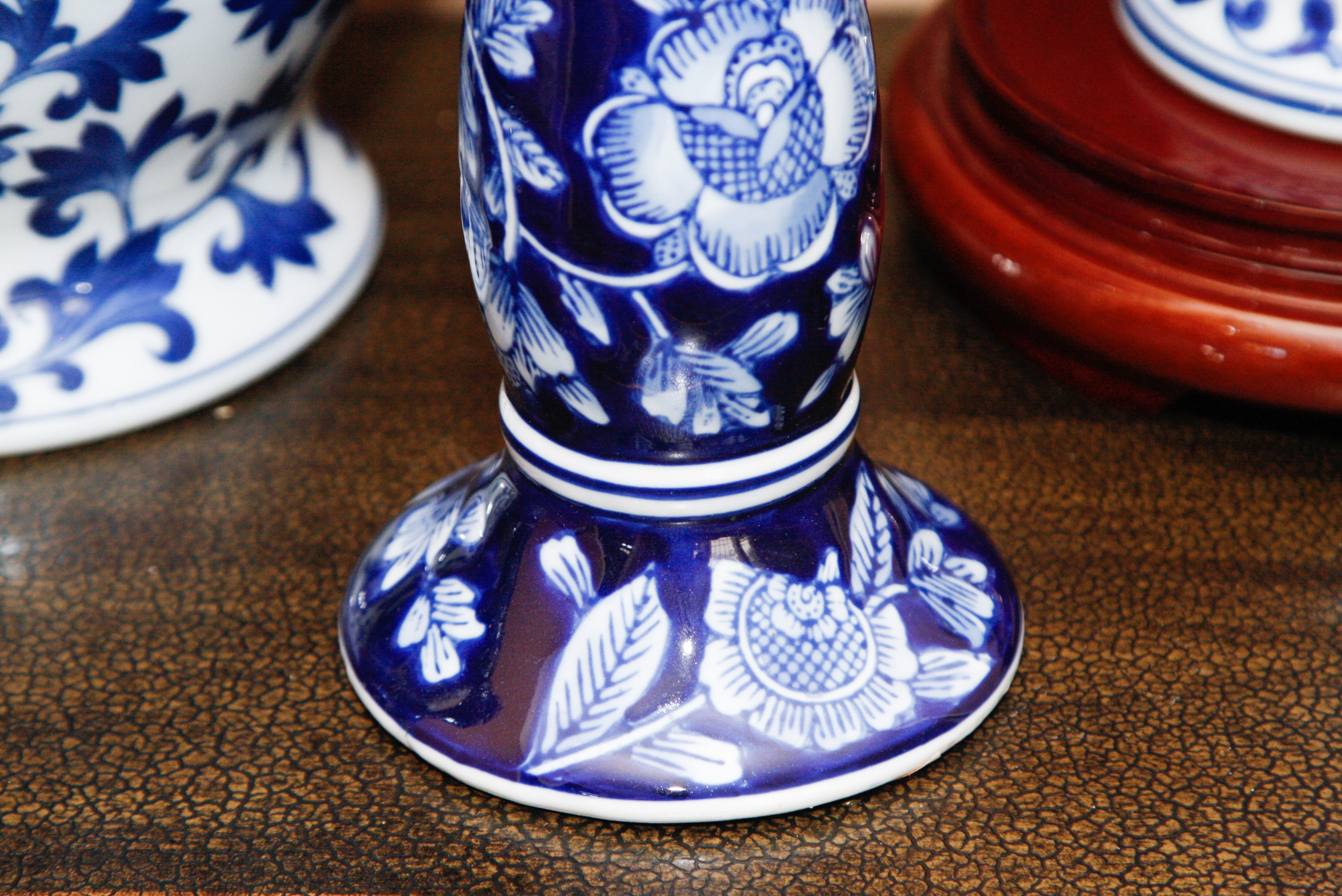 Bombay Blue and White Porcelain Group EBTH