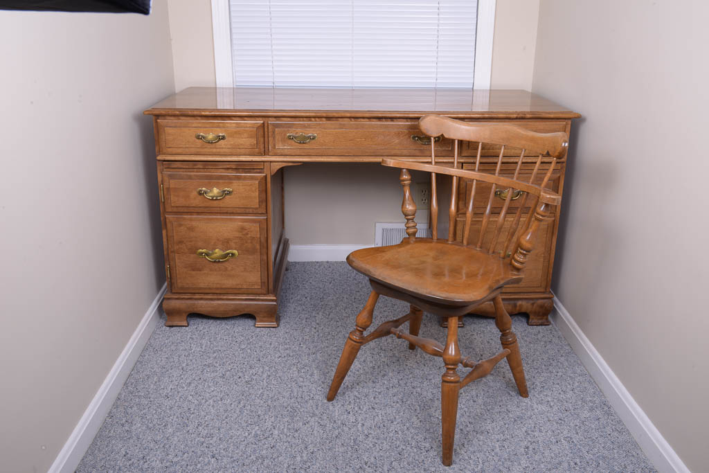 CAL Shops Maple Desk With Ethan Allen Captain Chair EBTH